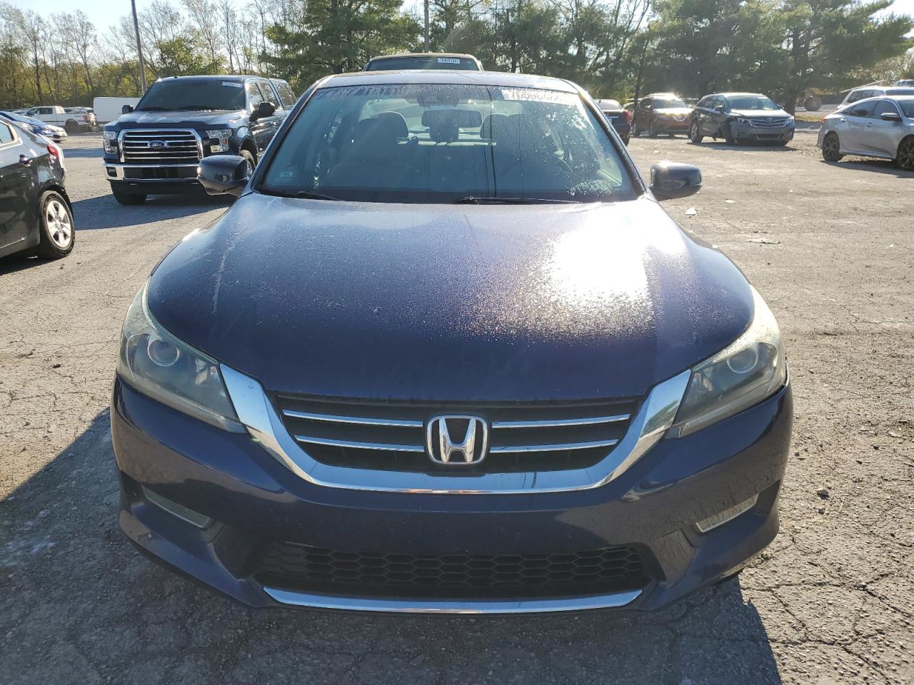 2013 Honda Accord VIN 1HGCR2F85DA204340 Copart auction photo, side / front end damage thumbnail 5