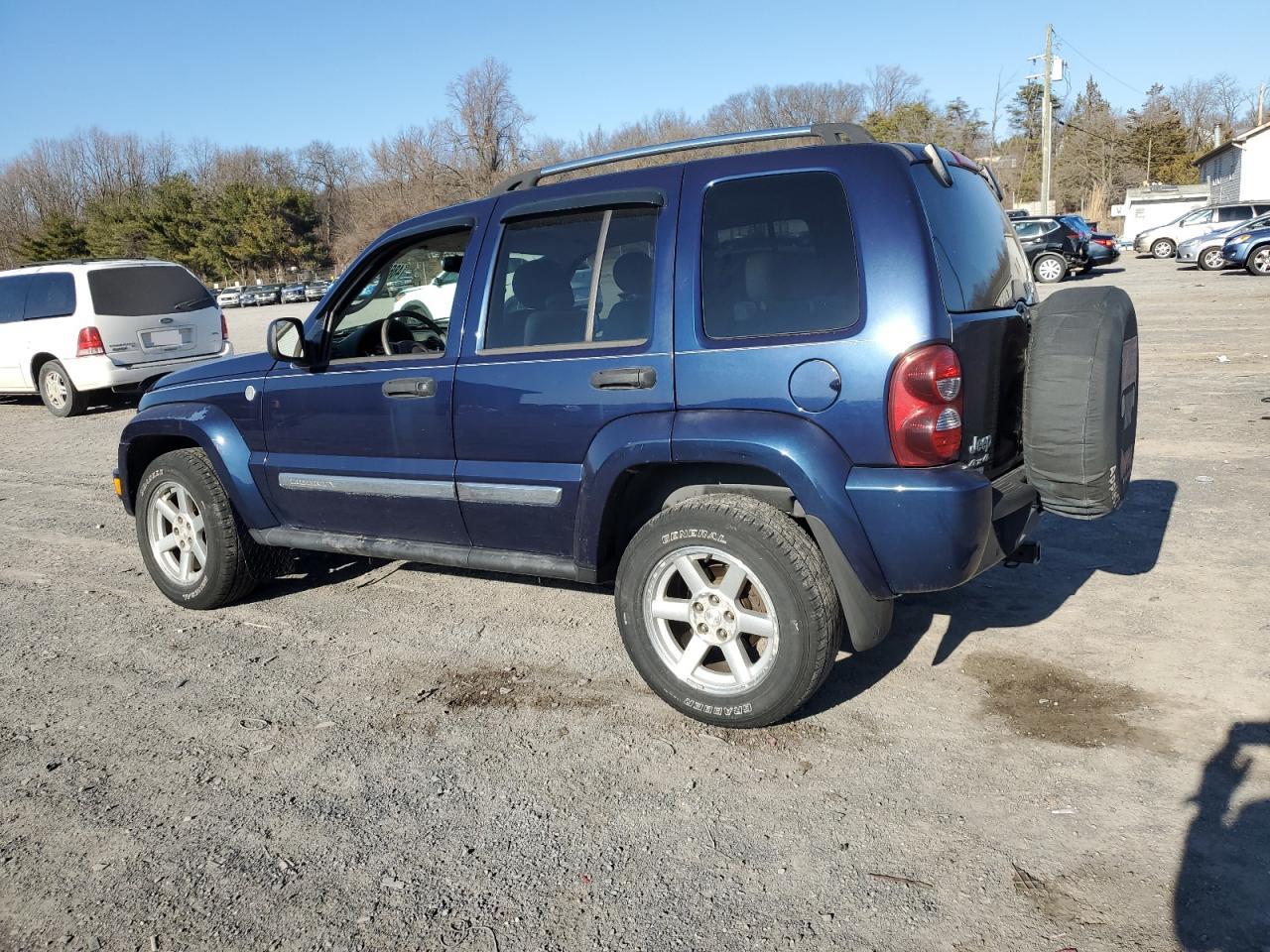 2007 Jeep Liberty (North America) VIN 1J4GL58K47W648130 Copart auction photo, side / undercarriage damage thumbnail 2
