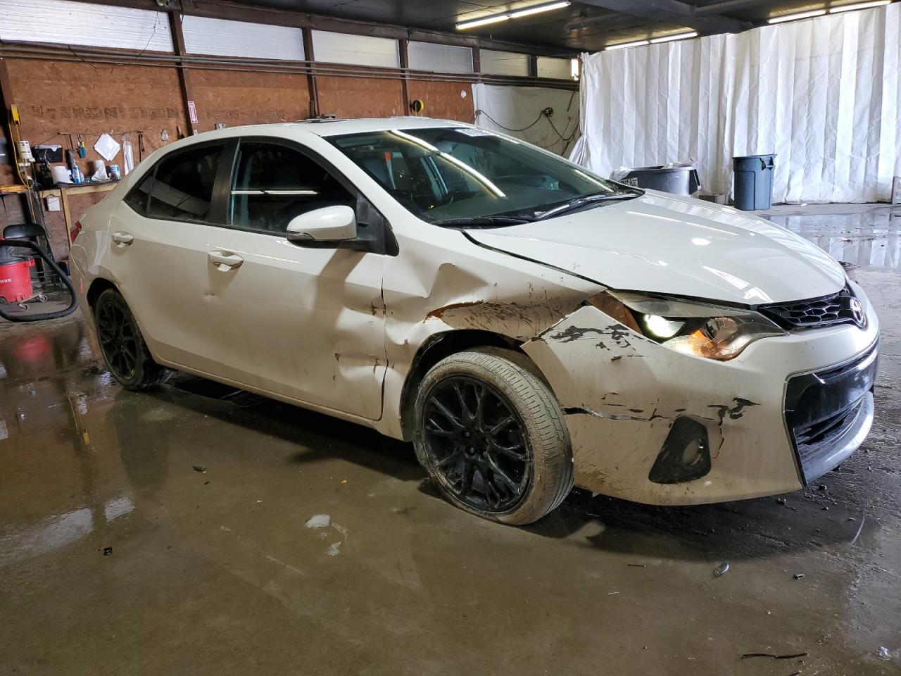 2016 Toyota Corolla VIN 2T1BURHE6GC576404 Copart auction photo, front end / side damage thumbnail 4