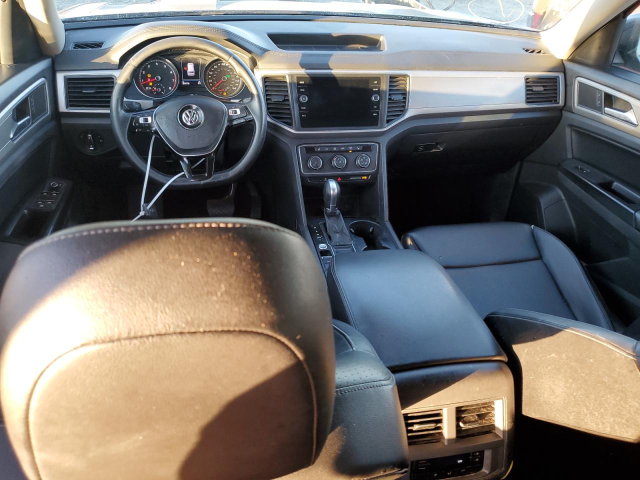 2018 Volkswagen Atlas VIN 1V2CR2CA9JC570841 Copart auction photo, front end damage thumbnail 8