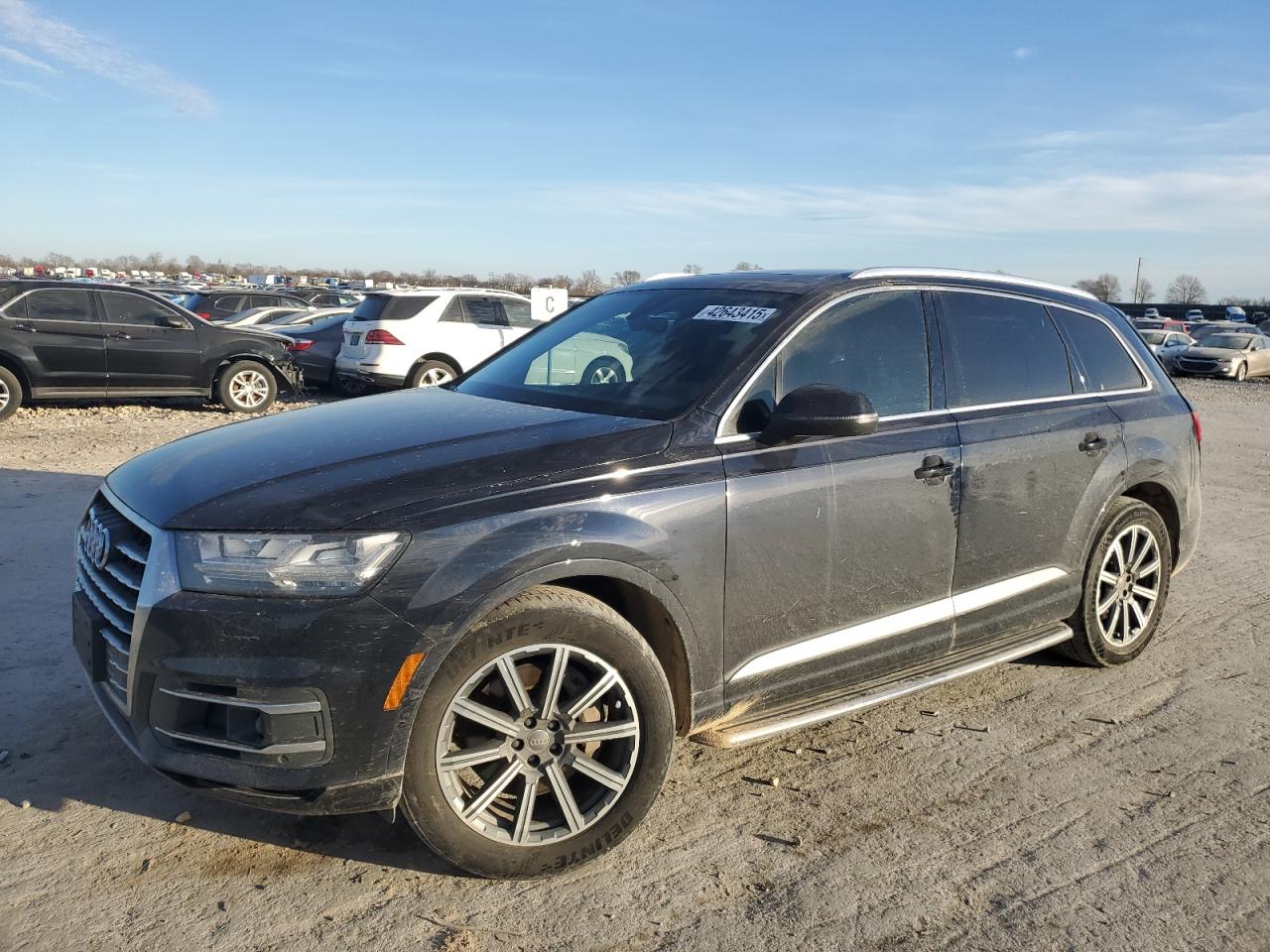 2017 Audi Q7 VIN WA1VAAF7XHD035981
