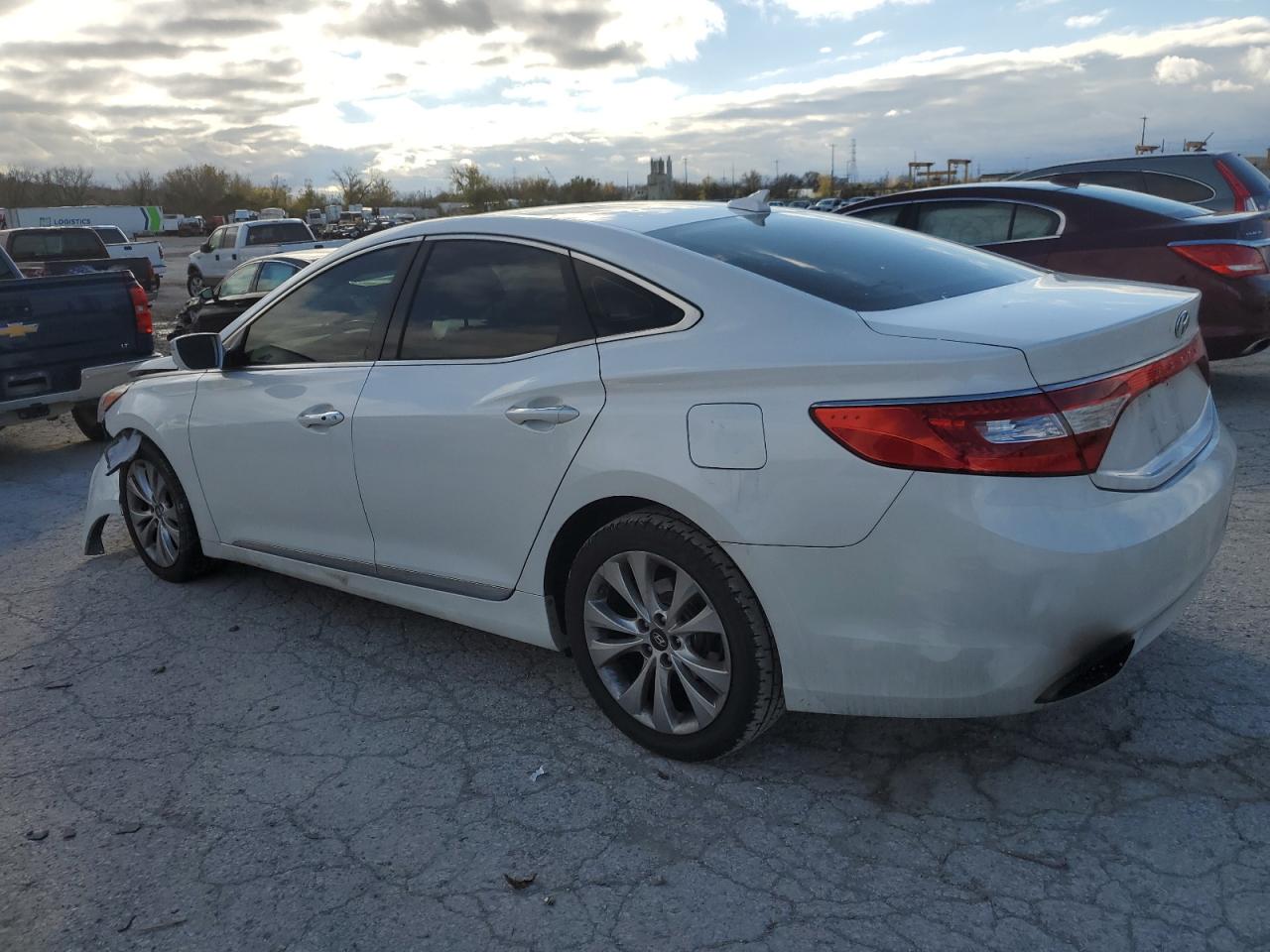 2013 Hyundai Azera VIN KMHFG4JG2DA218865 Copart auction photo, front end damage thumbnail 2