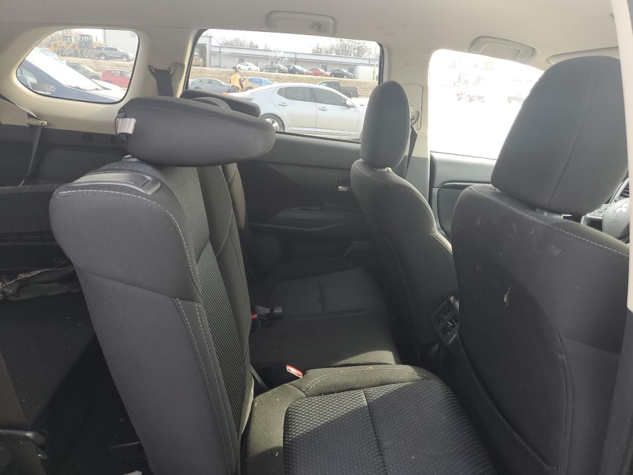 2020 Mitsubishi Outlander VIN JA4AD2A34LZ018461 Copart auction photo, rear end damage thumbnail 11