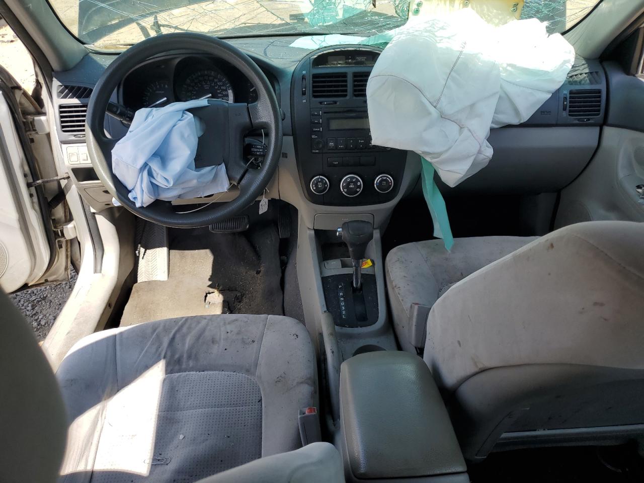 2009 KIA Spectra VIN KNAFE221295600416 Copart auction photo, front end damage thumbnail 8