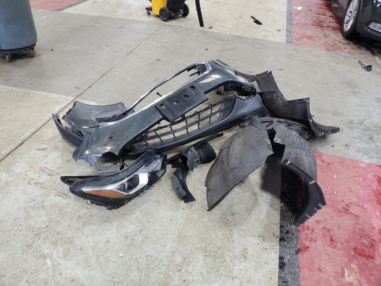 2020 Chevrolet Equinox VIN 3GNAXSEV5LS652424 Copart auction photo, front end damage thumbnail 13