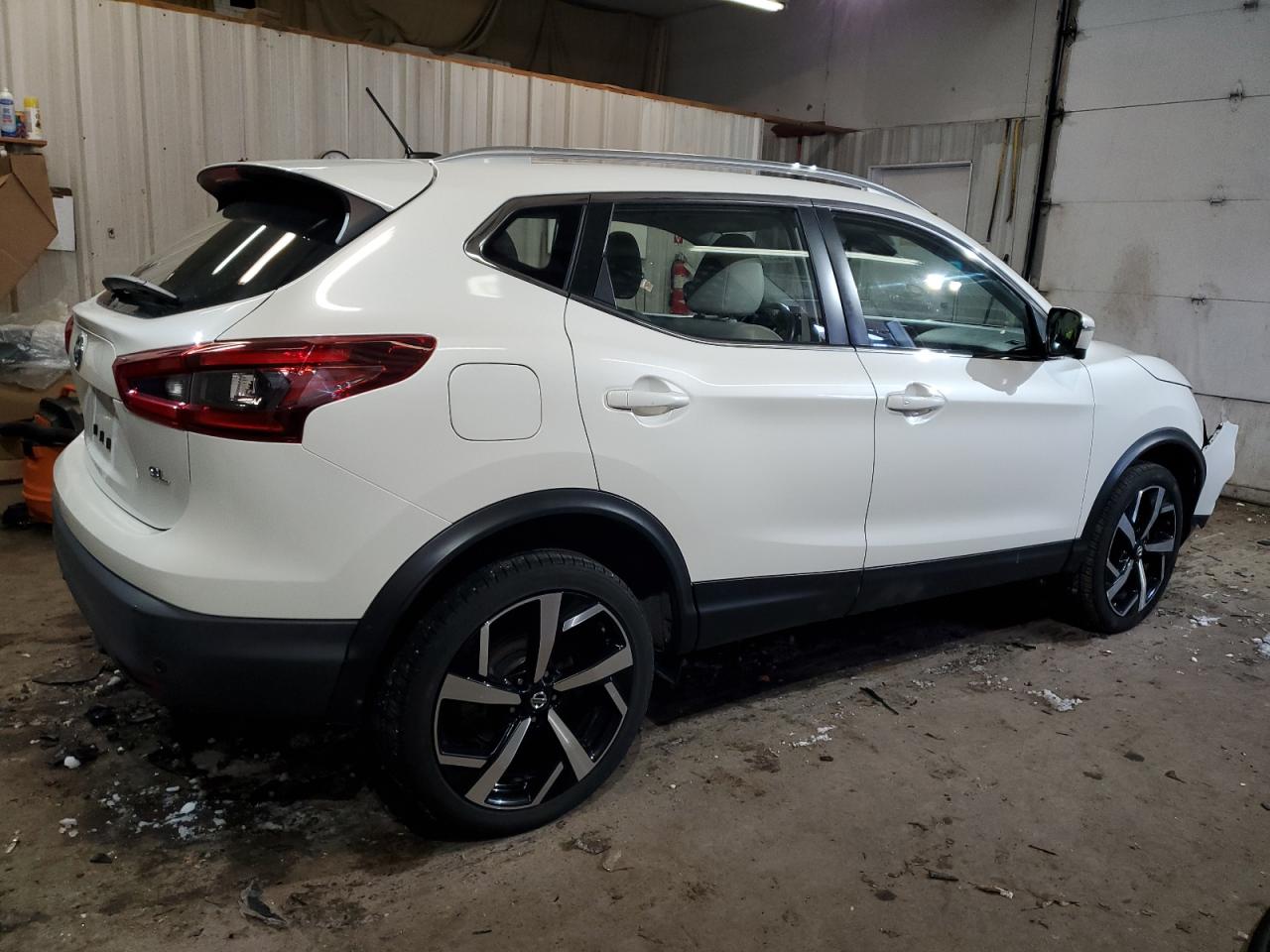 2020 Nissan Rogue VIN JN1BJ1CV1LW281264 Copart auction photo, front end / minor dent/scratches damage thumbnail 3