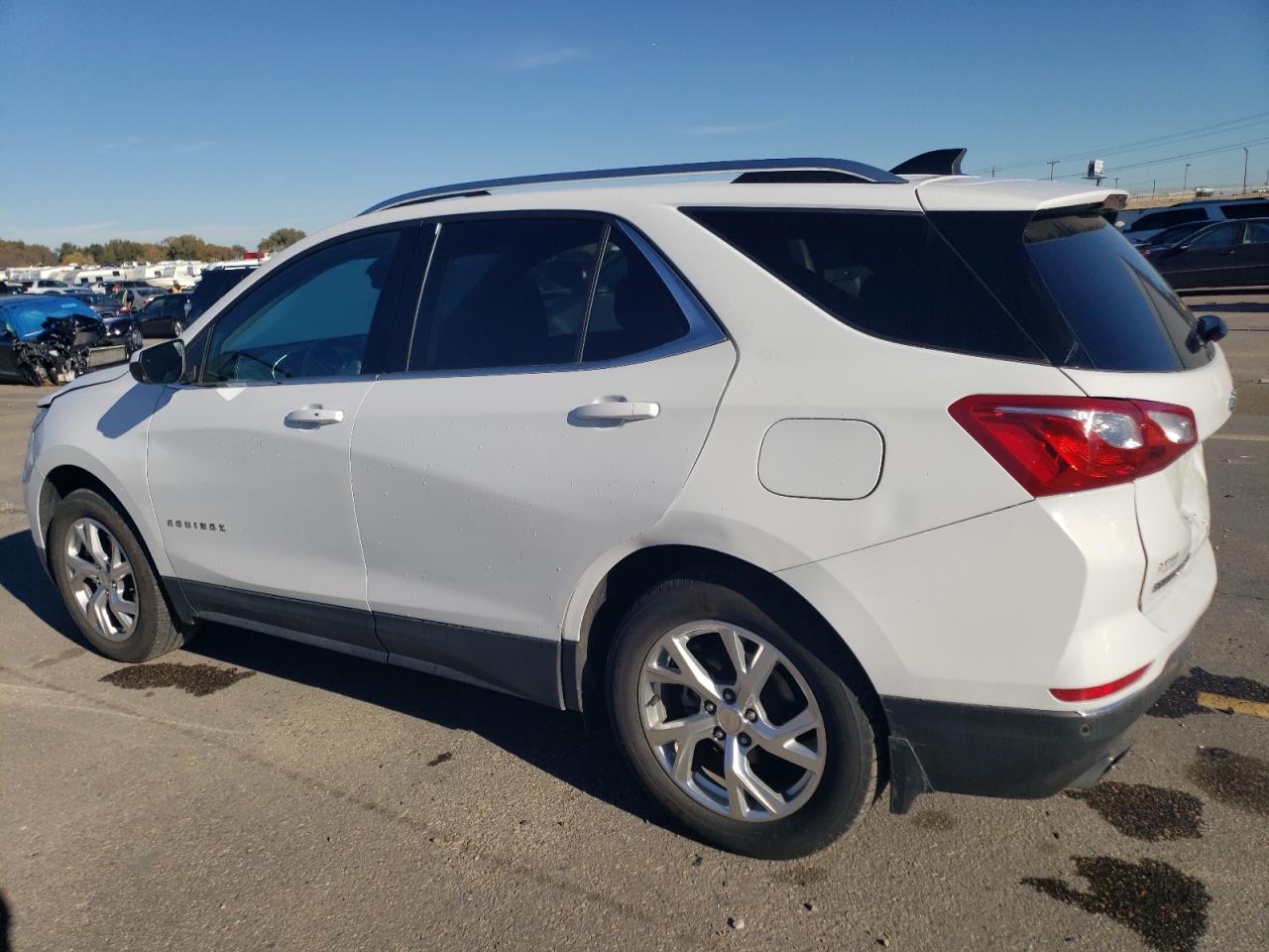 2020 Chevrolet Equinox VIN 3GNAXVEX9LS690046 Copart auction photo, rear end / front end damage thumbnail 2