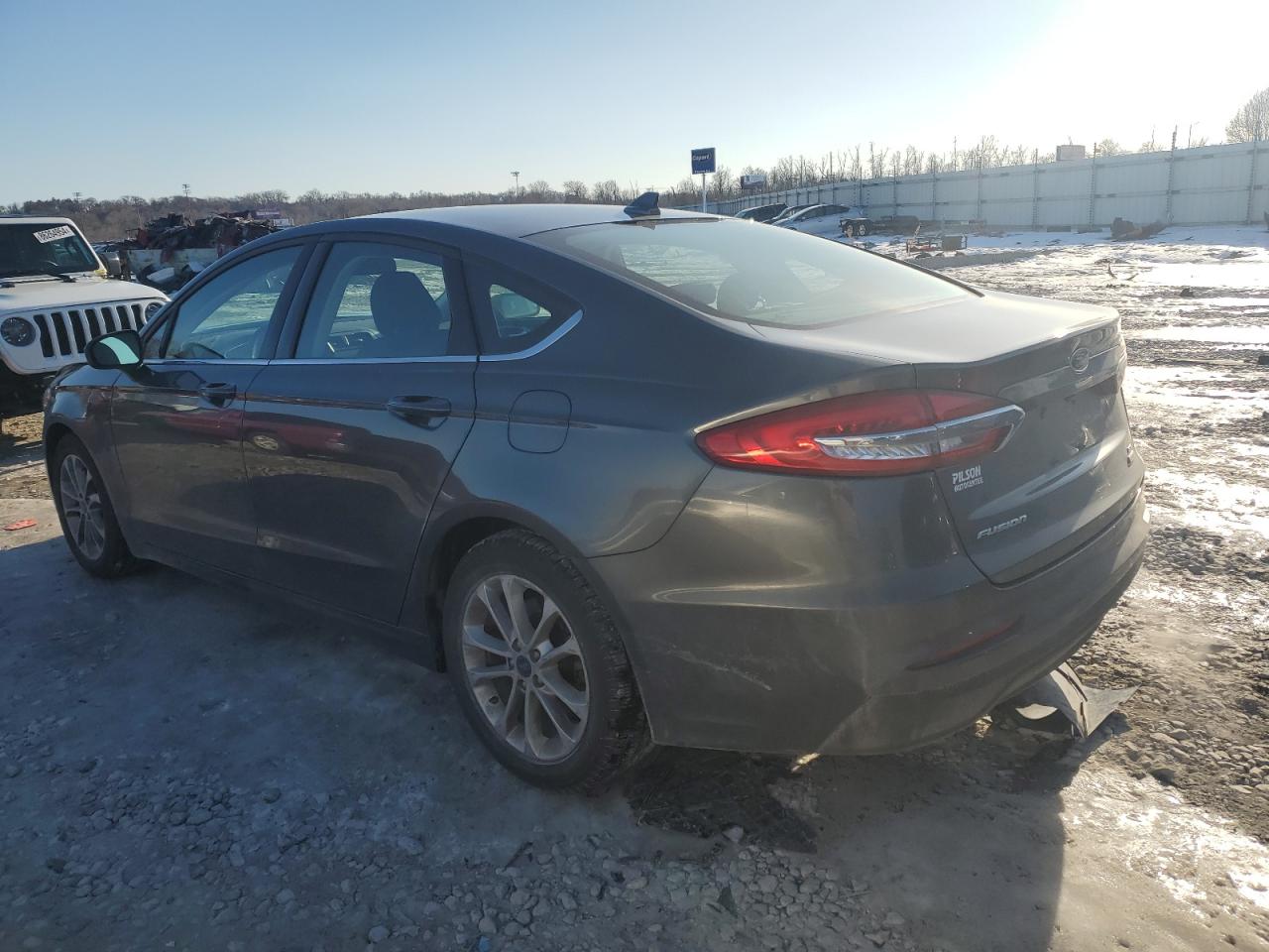 2020 Ford Fusion VIN 3FA6P0HD8LR233714 Copart auction photo, front end damage thumbnail 2