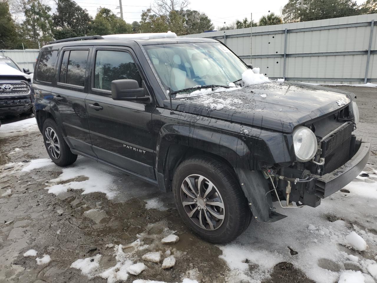 2015 Jeep Liberty (Patriot) VIN 1C4NJPBB6FD420079 Copart auction photo, front end damage thumbnail 4