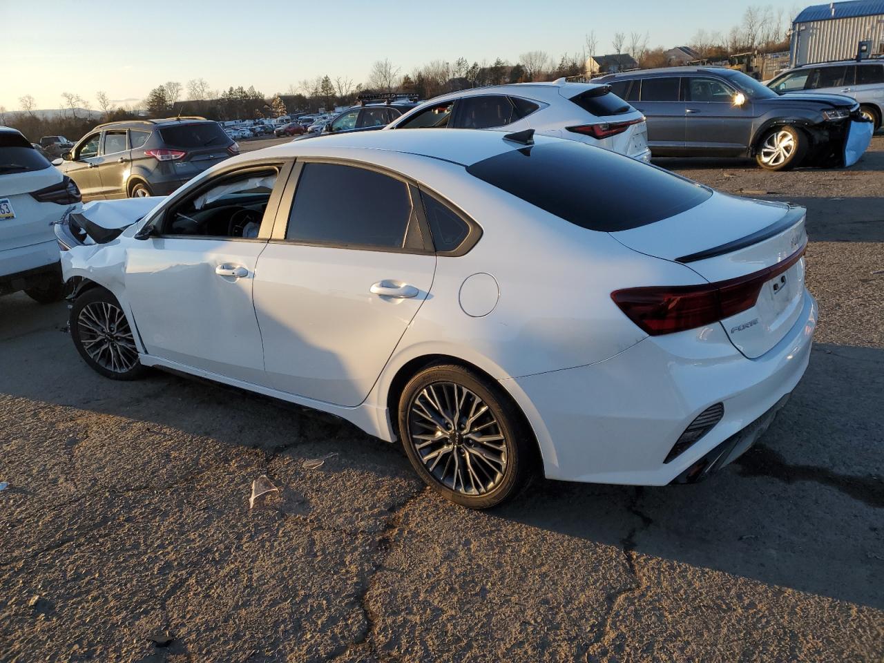 2023 KIA Forte VIN 3KPF54AD5PE679799 Copart auction photo, front end / side damage thumbnail 2