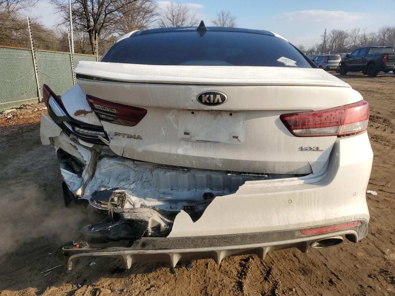 2018 KIA Optima VIN 5XXGV4L26JG208758 Copart auction photo, rear end / minor dent/scratches damage thumbnail 6