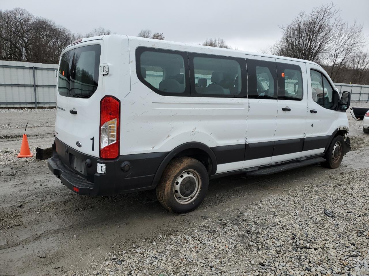 2019 Ford Transit VIN 1FBZX2ZG8KKA58657 Copart auction photo, front end damage thumbnail 3