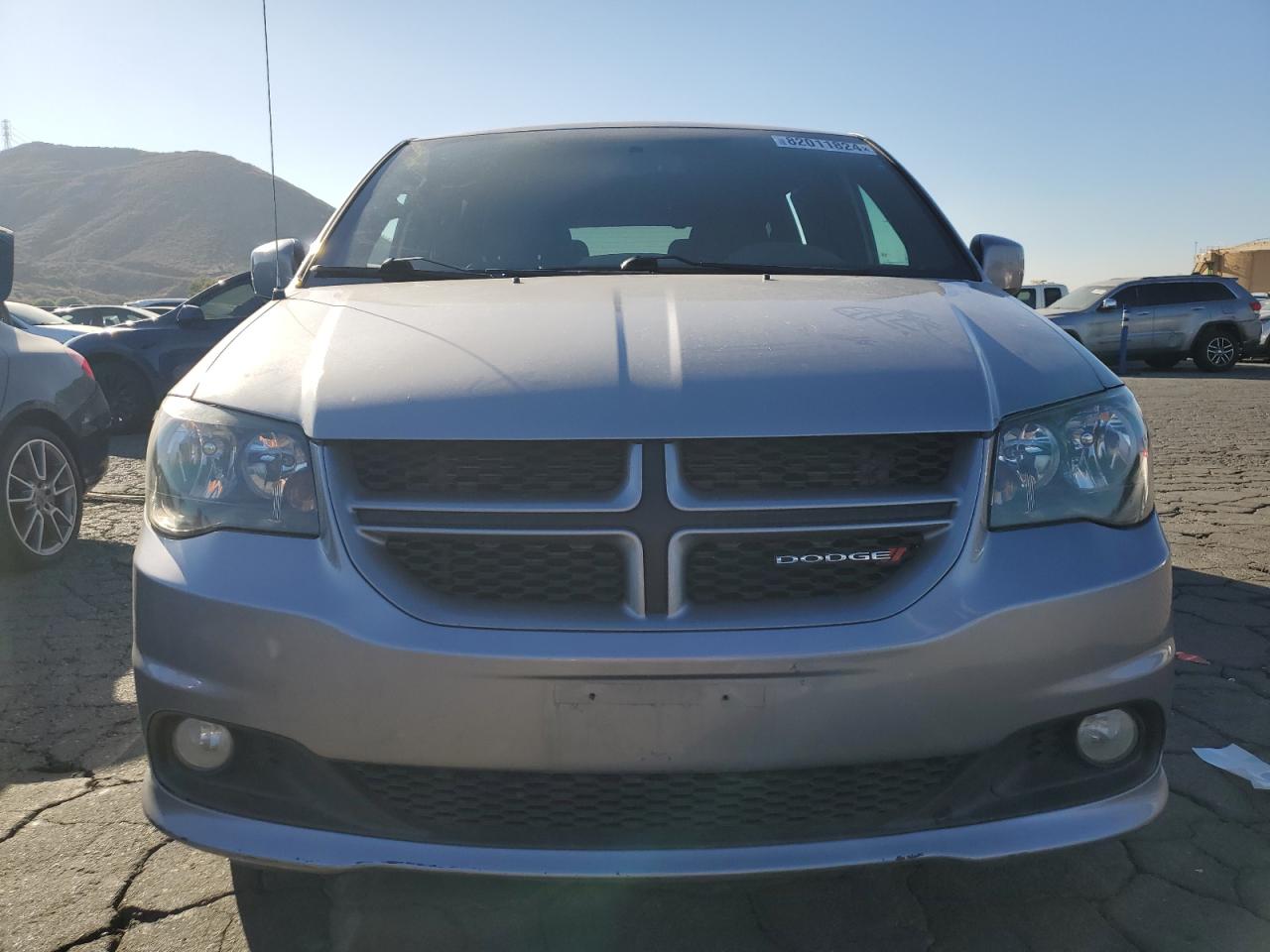 2018 Dodge Caravan VIN 2C4RDGEG5JR201197 Copart auction photo, side damage thumbnail 5