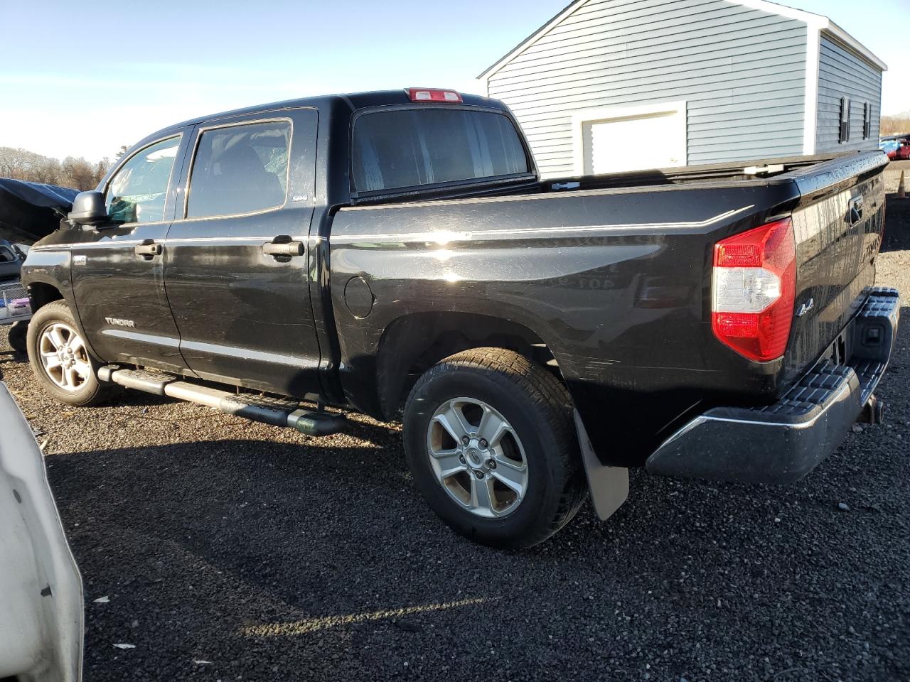 2016 Toyota Tundra VIN 5TFDY5F11GX570775 Copart auction photo, front end / side damage thumbnail 2