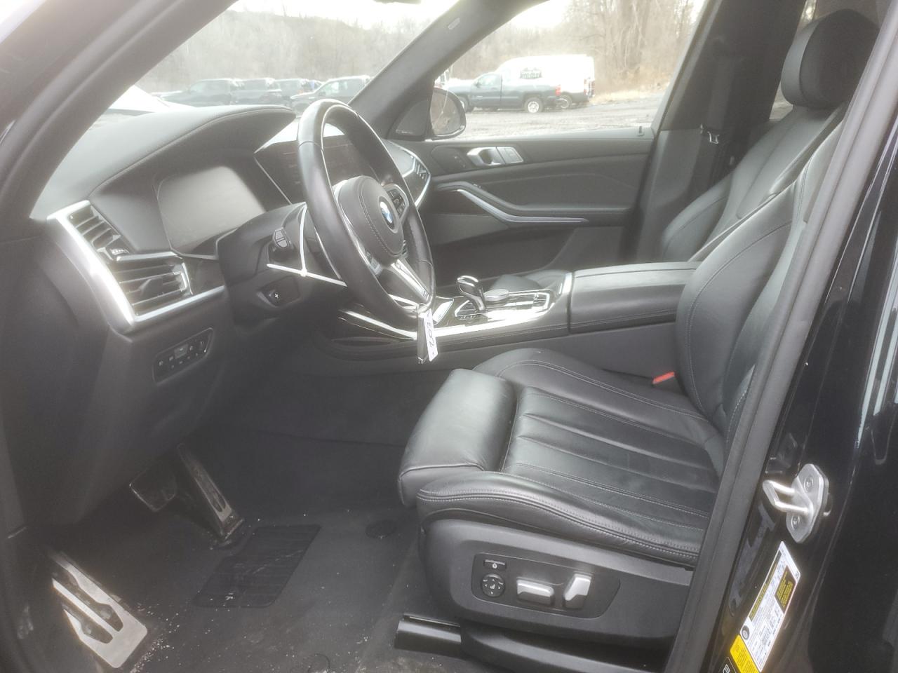 2021 BMW X7 VIN 5UXCW2C01M9E75923 Copart auction photo, front end / minor dent/scratches damage thumbnail 7