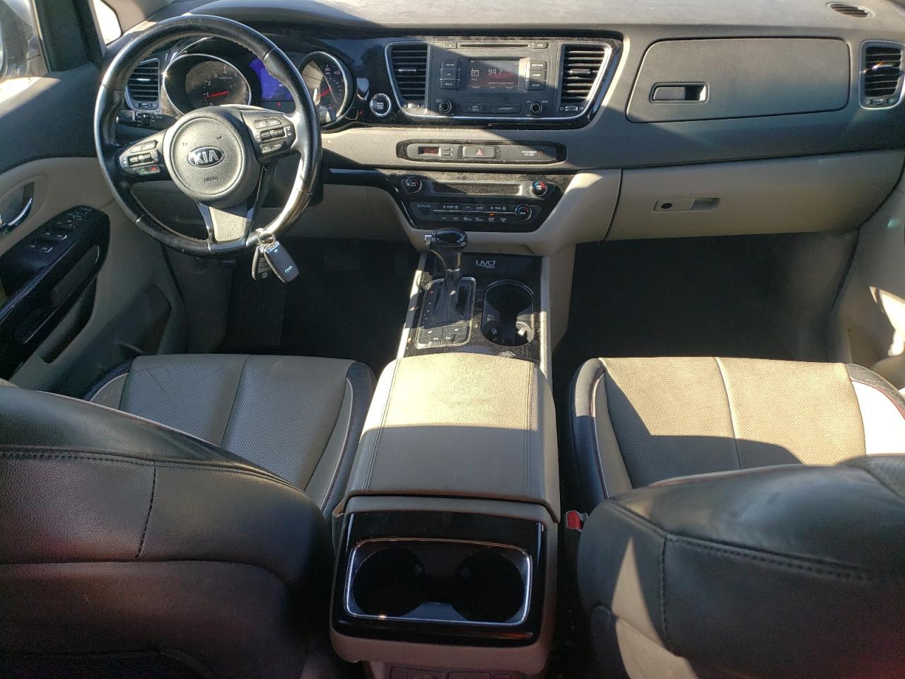 2016 KIA Sedona VIN KNDMC5C19G6110854 Copart auction photo, rear end damage thumbnail 8