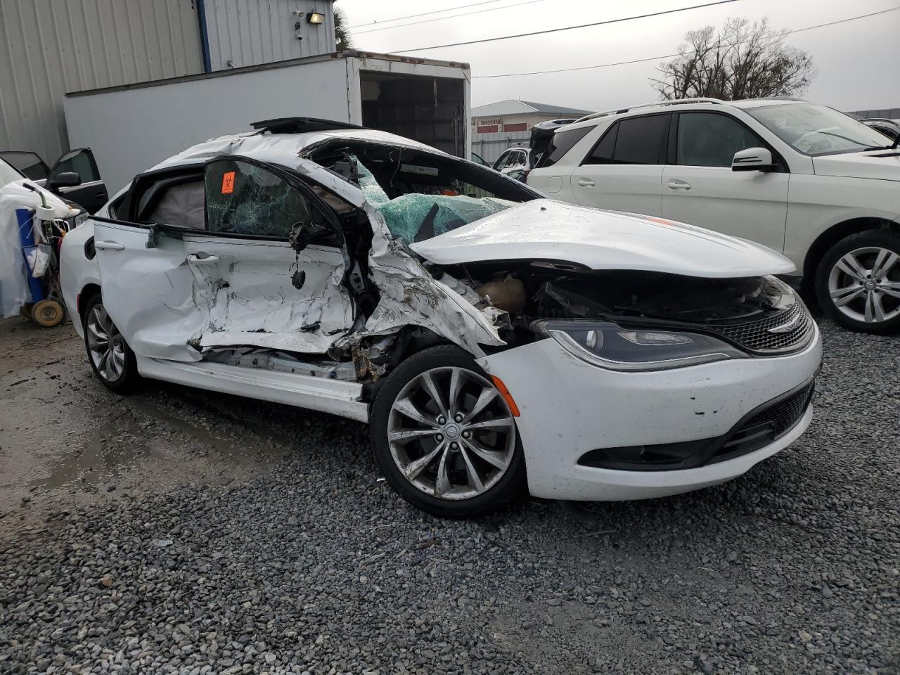 2015 Chrysler 200 VIN 1C3CCCBB4FN613551 Copart auction photo, all over damage thumbnail 4