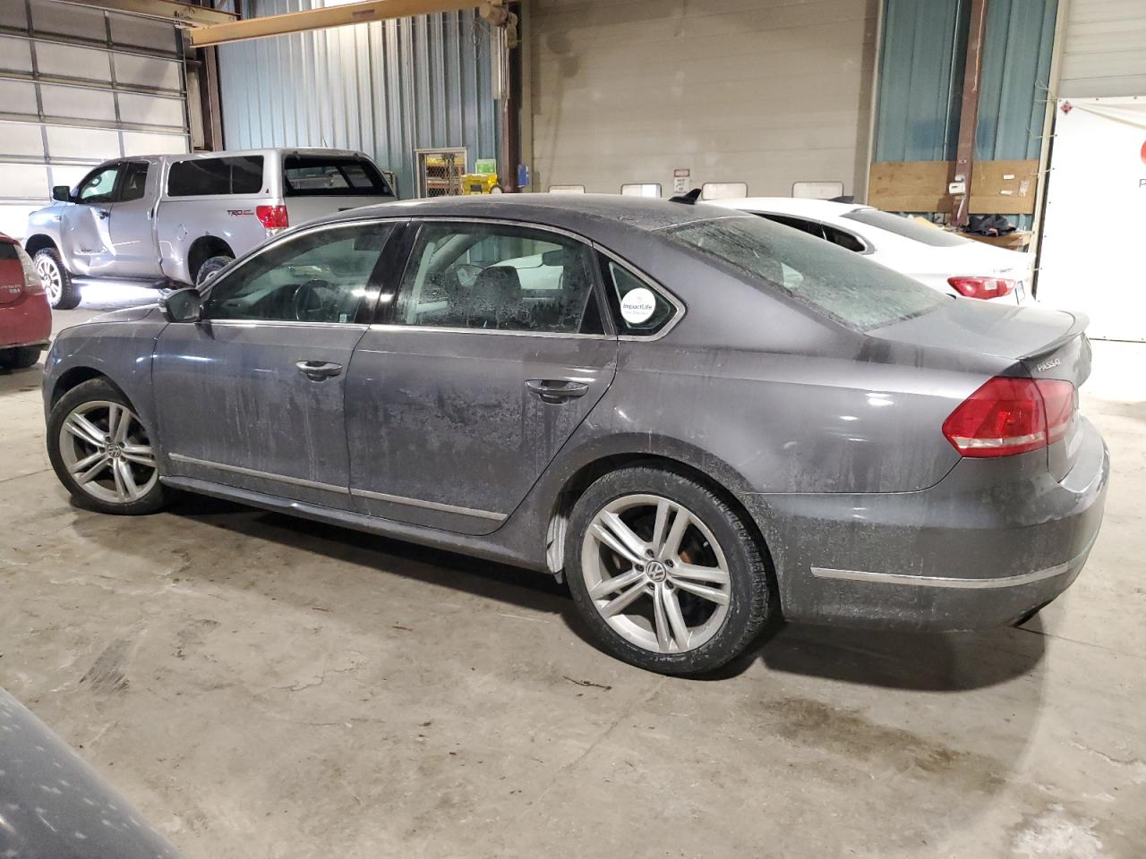 2015 Volkswagen Passat VIN 1VWBS7A36FC031147 Copart auction photo, front end / undercarriage damage thumbnail 2