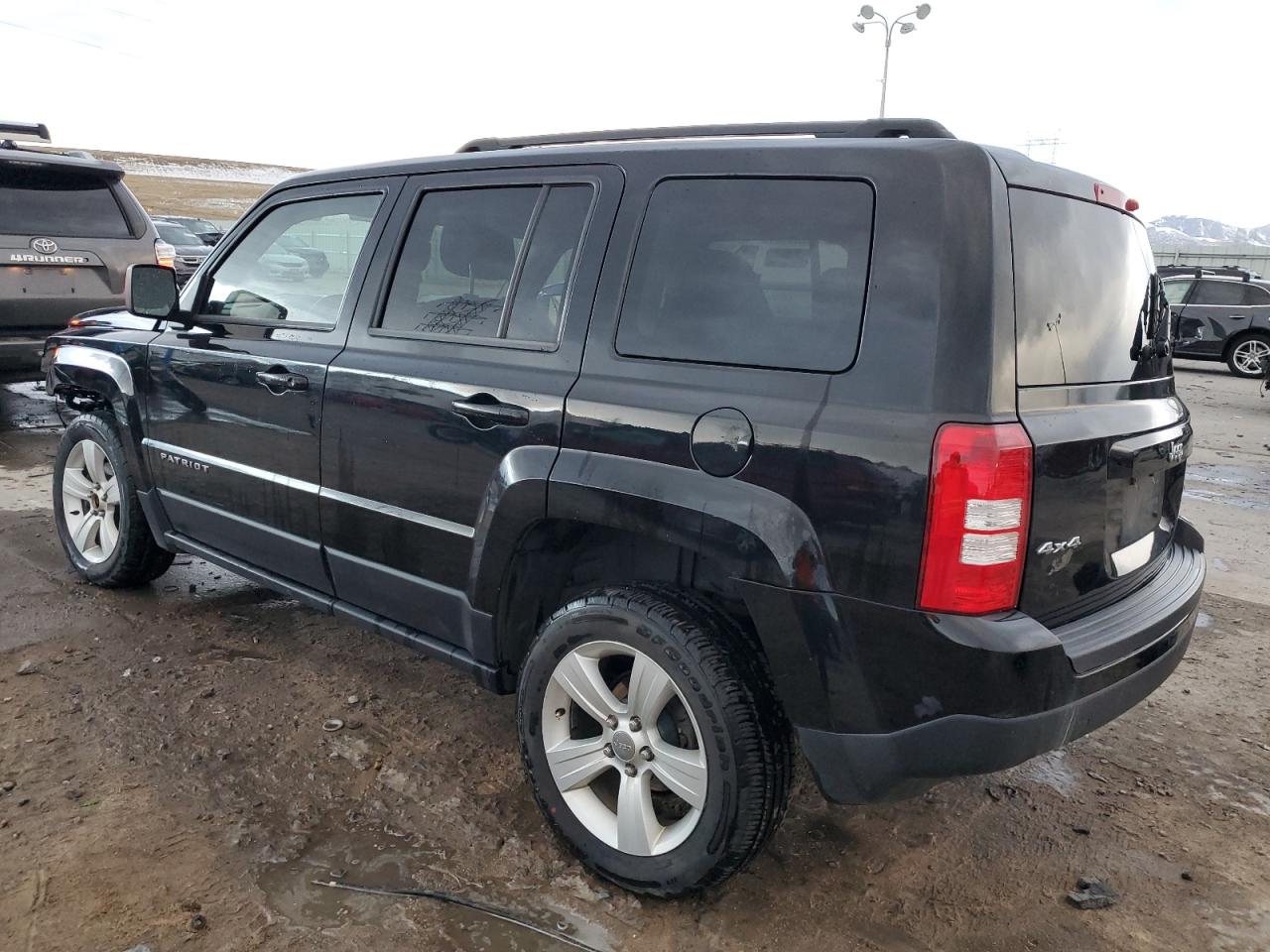 2014 Jeep Liberty (Patriot) VIN 1C4NJRFB4ED629146 Copart auction photo, front end / rear end damage thumbnail 2