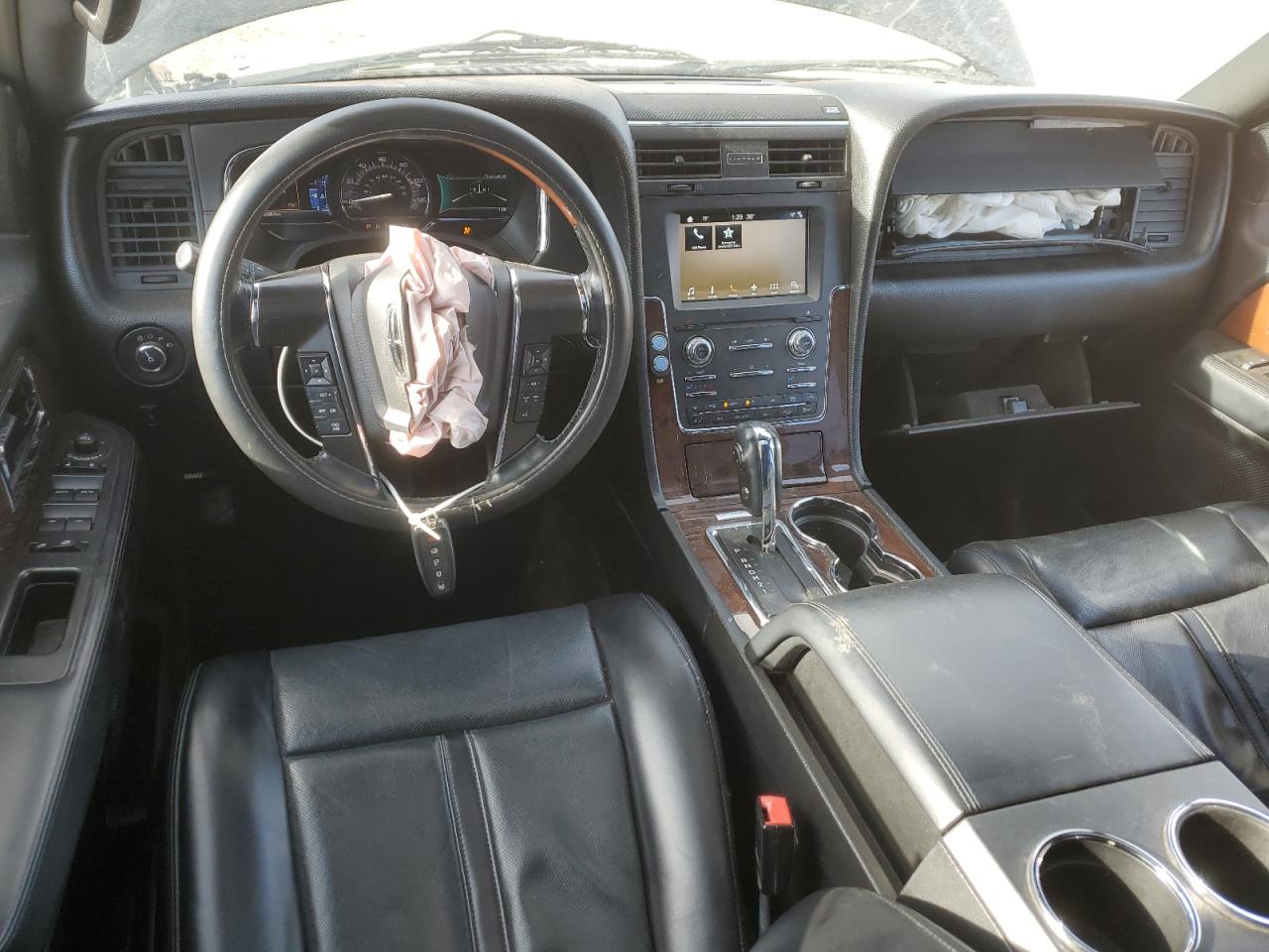 2017 Lincoln Navigator VIN 5LMJJ3JT9HEL09307 Copart auction photo, front end damage thumbnail 8