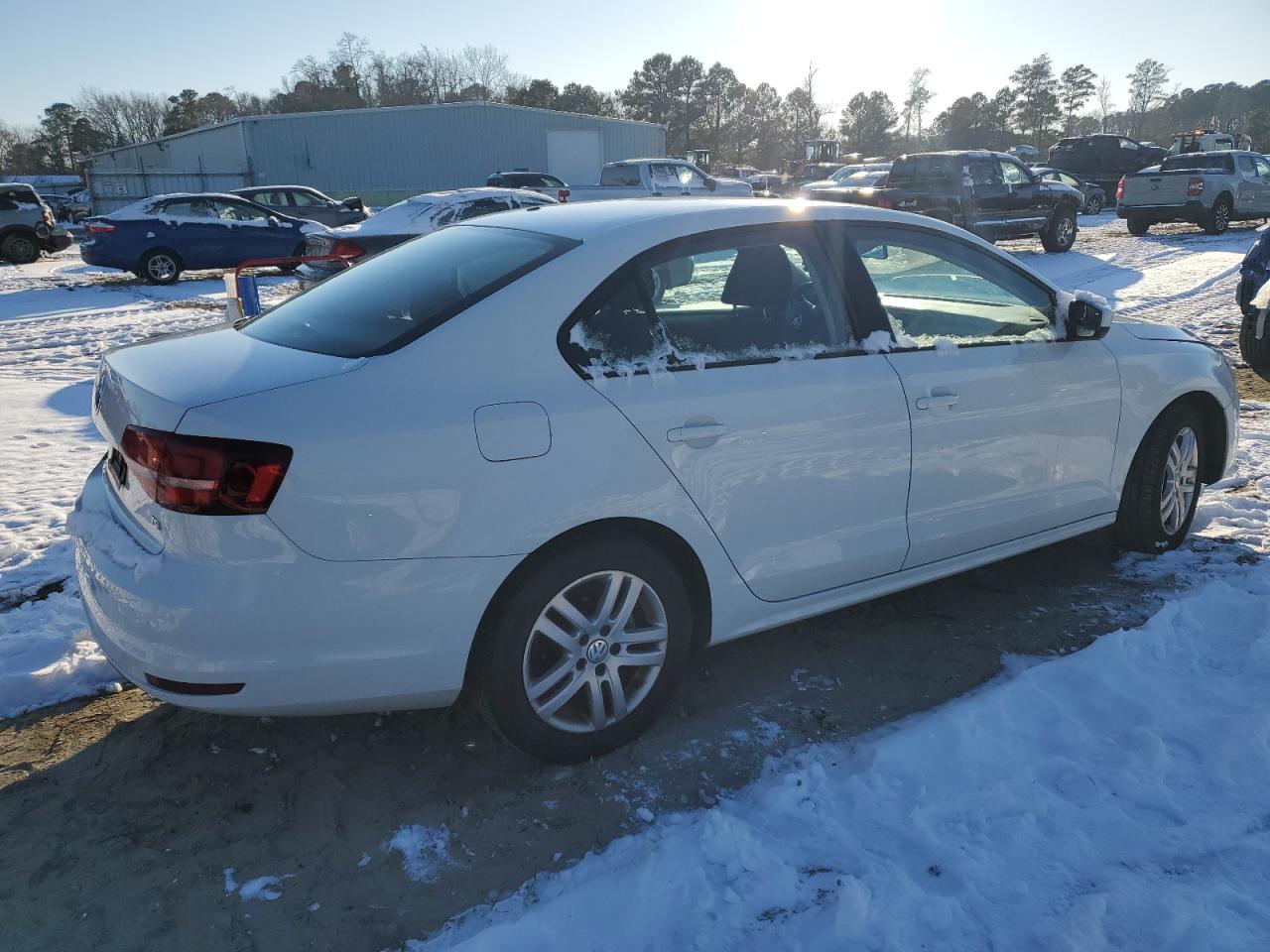 2018 Volkswagen Jetta VIN 3VW2B7AJ0JM231477 Copart auction photo, rear end / minor dent/scratches damage thumbnail 3