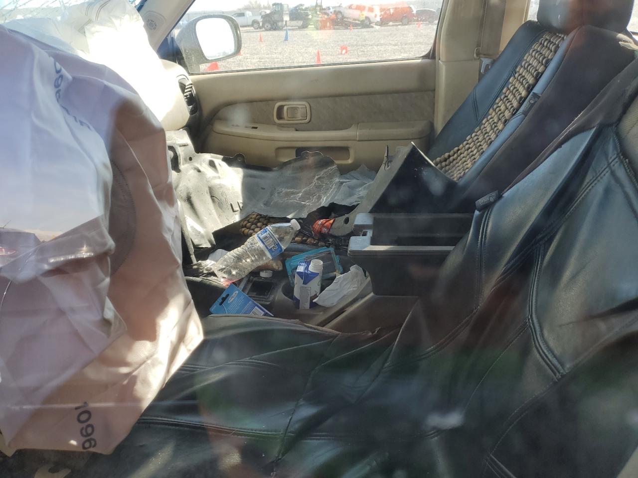 1997 Nissan Pathfinder VIN JN8AR05Y0VW117269 Copart auction photo, front end damage thumbnail 7