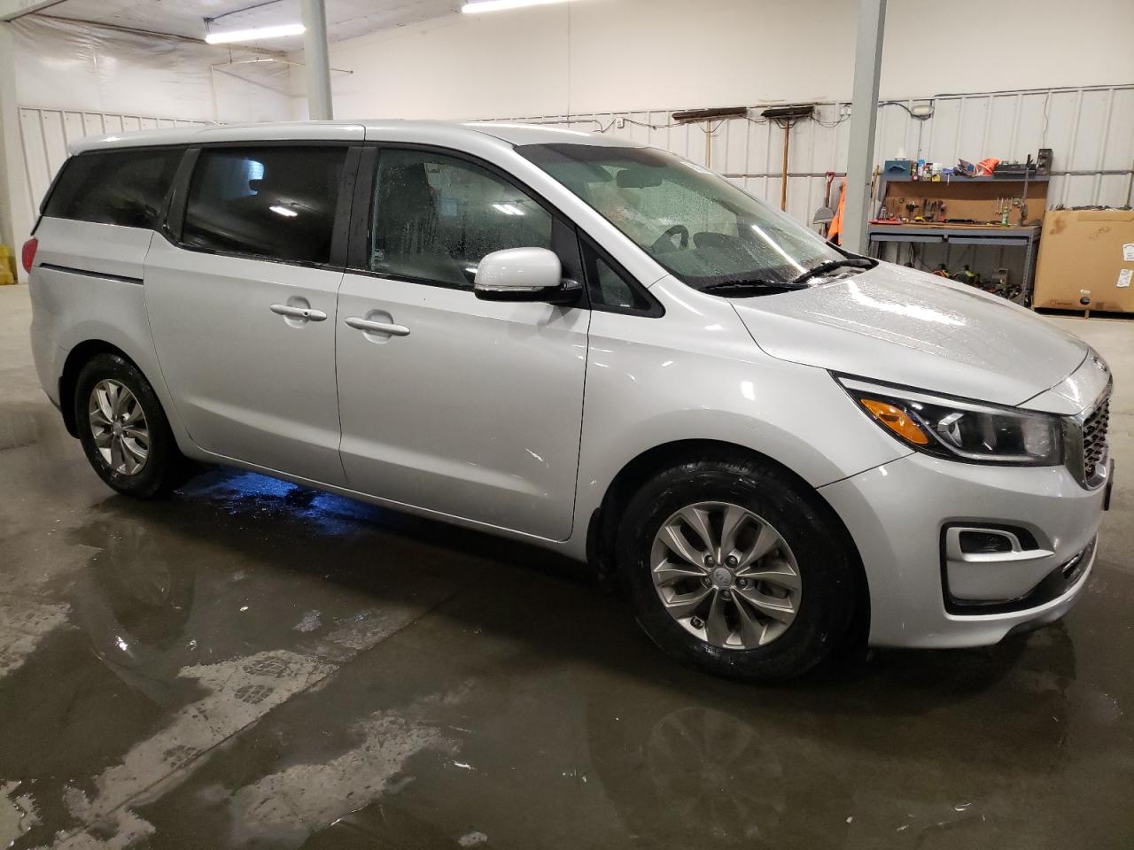 2019 KIA Sedona VIN KNDMB5C19K6547913 Copart auction photo, rear end / side damage thumbnail 4