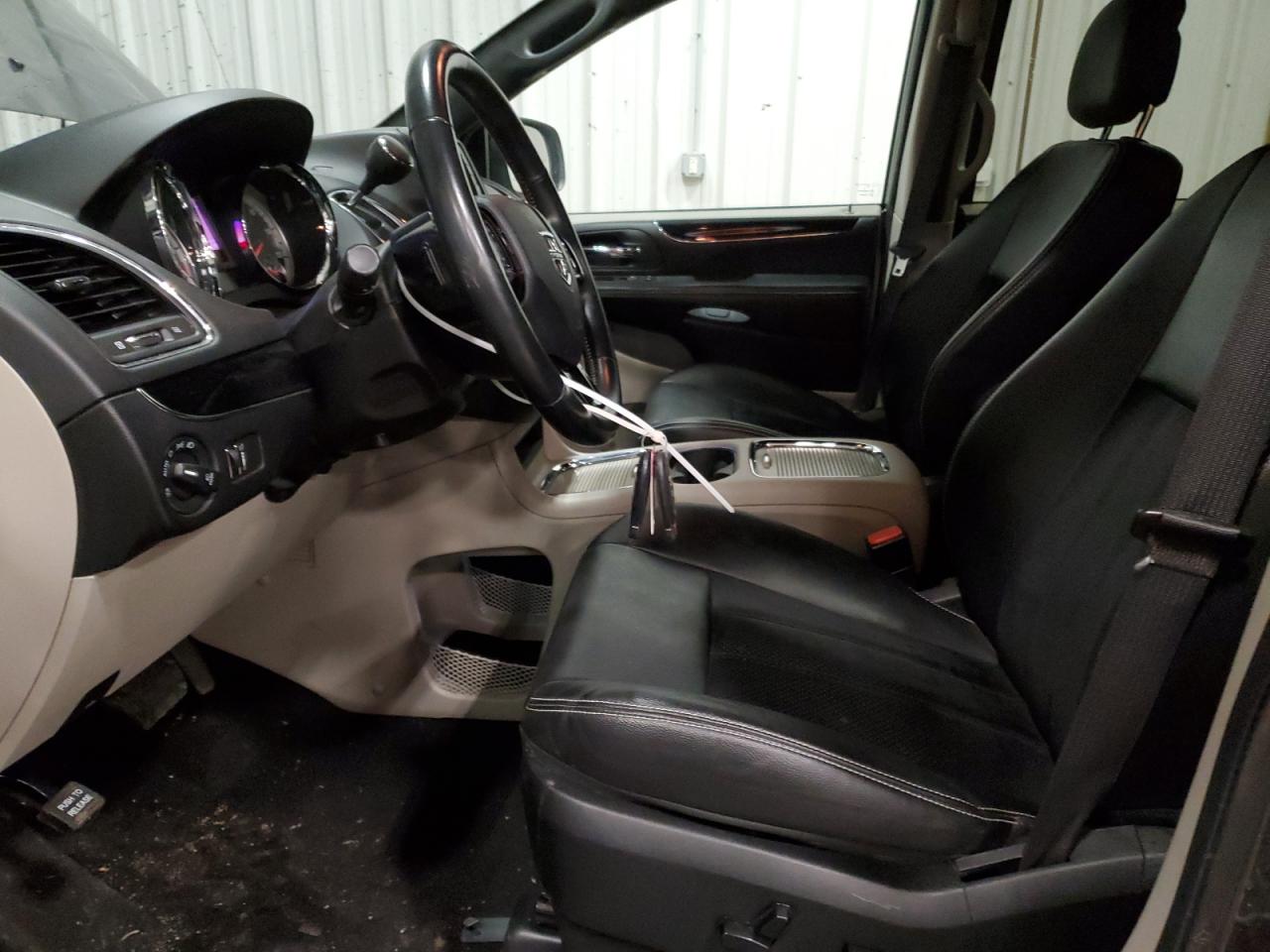 2018 Dodge Caravan VIN 2C4RDGCG2JR275423 Copart auction photo, front end damage thumbnail 7