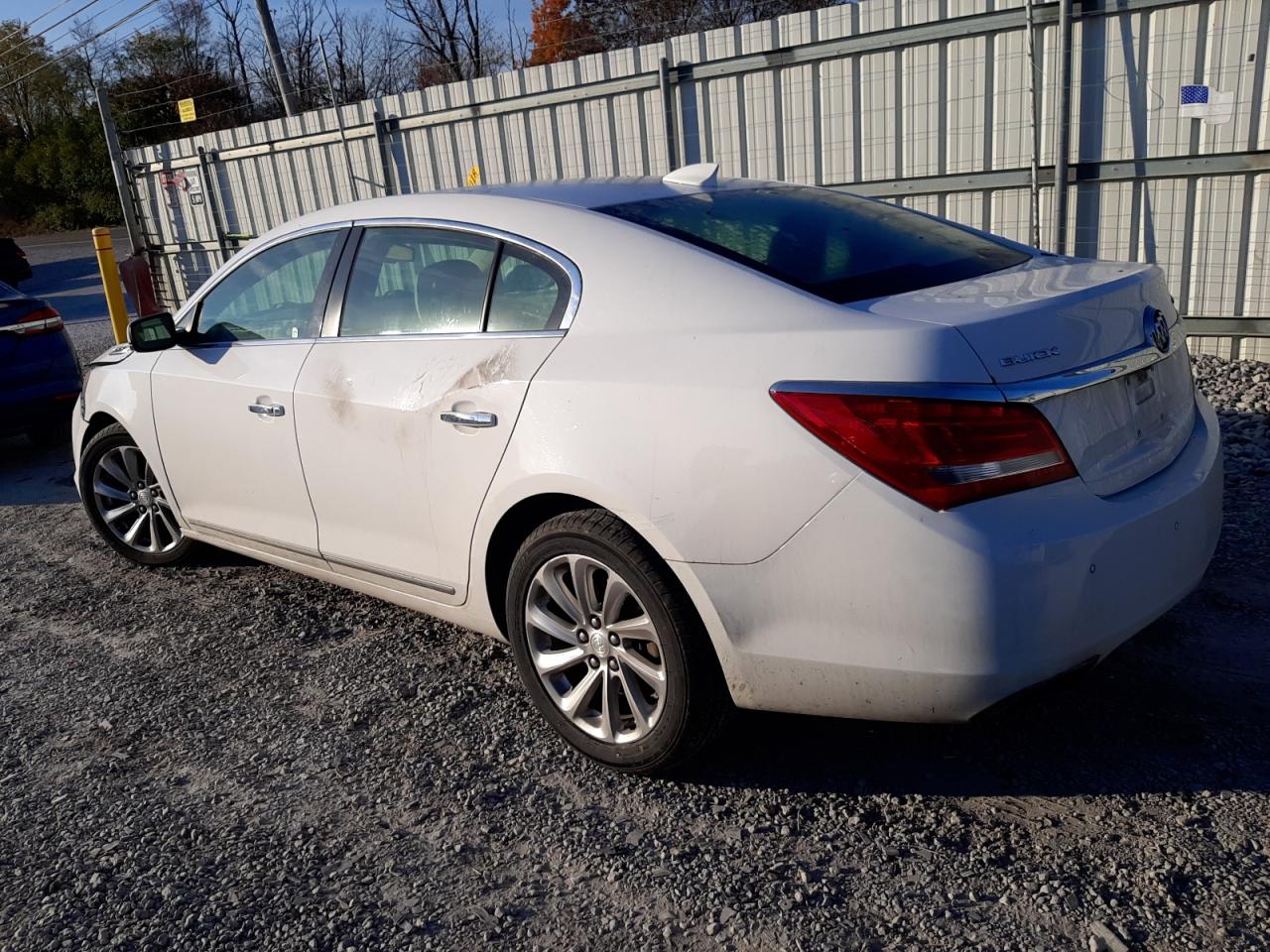 2015 Buick LaCrosse VIN 1G4GB5G33FF306228 Copart auction photo, front end damage thumbnail 2