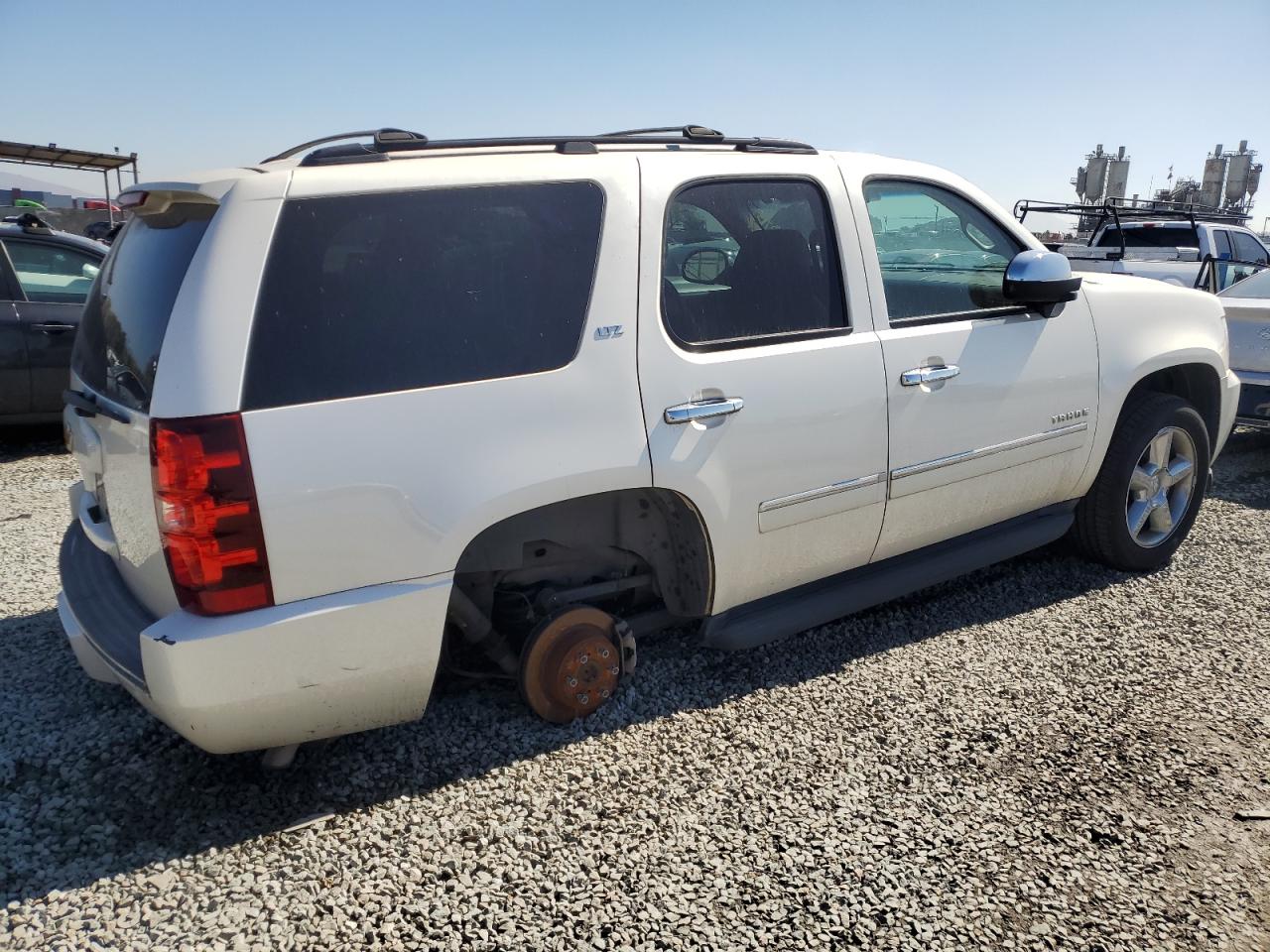 2013 Chevrolet Tahoe VIN 1GNSKCE06DR236741 Copart auction photo, rear end damage thumbnail 3