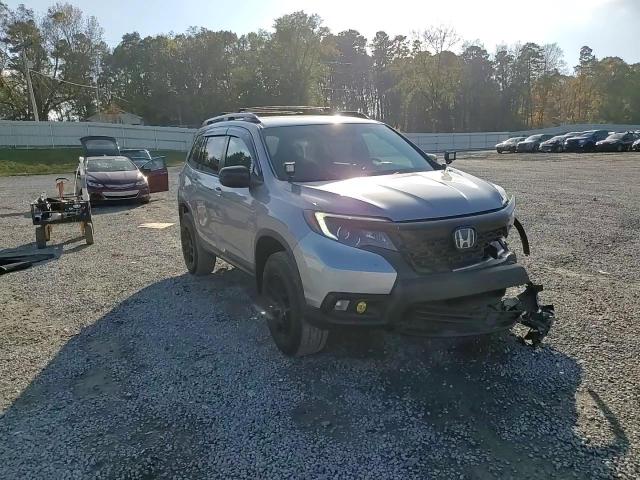 2019 Honda Passport VIN 5FNYF8H21KB026357 Copart auction photo, front end damage thumbnail 11