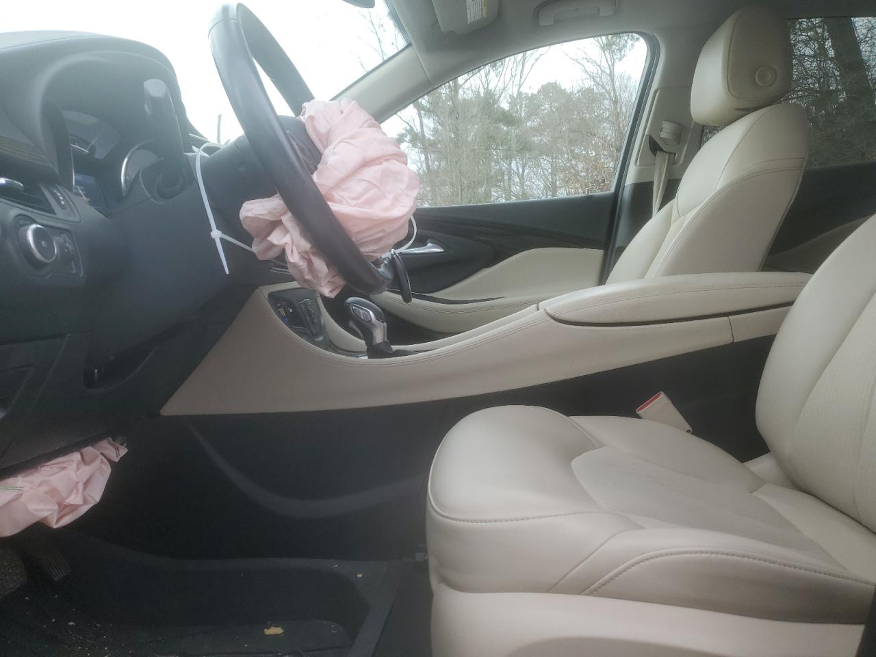 2020 Buick Envision VIN LRBFXBSA9LD213340 Copart auction photo, front end damage thumbnail 7
