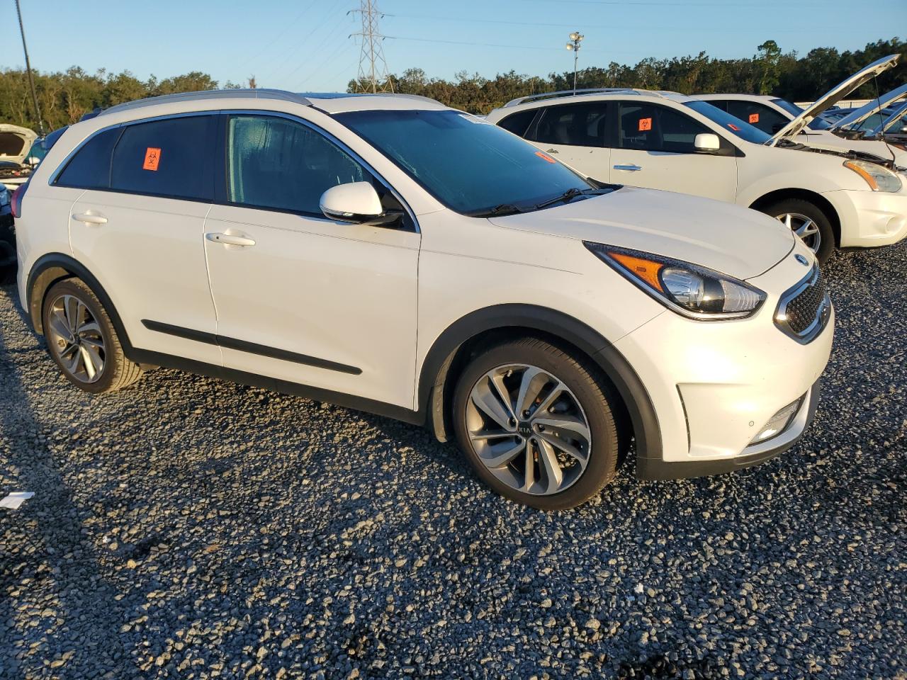 2017 KIA Niro VIN KNDCE3LC8H5043473 Copart auction photo, water/flood damage thumbnail 4