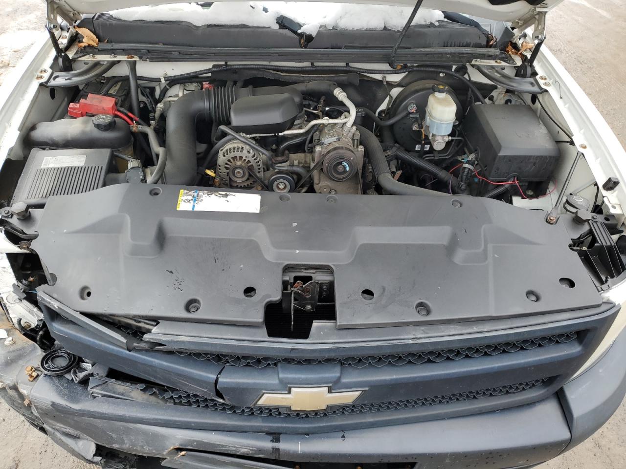 2010 Chevrolet Silverado VIN 1GCSCPEX4AZ122324 Copart auction photo, front end damage thumbnail 11