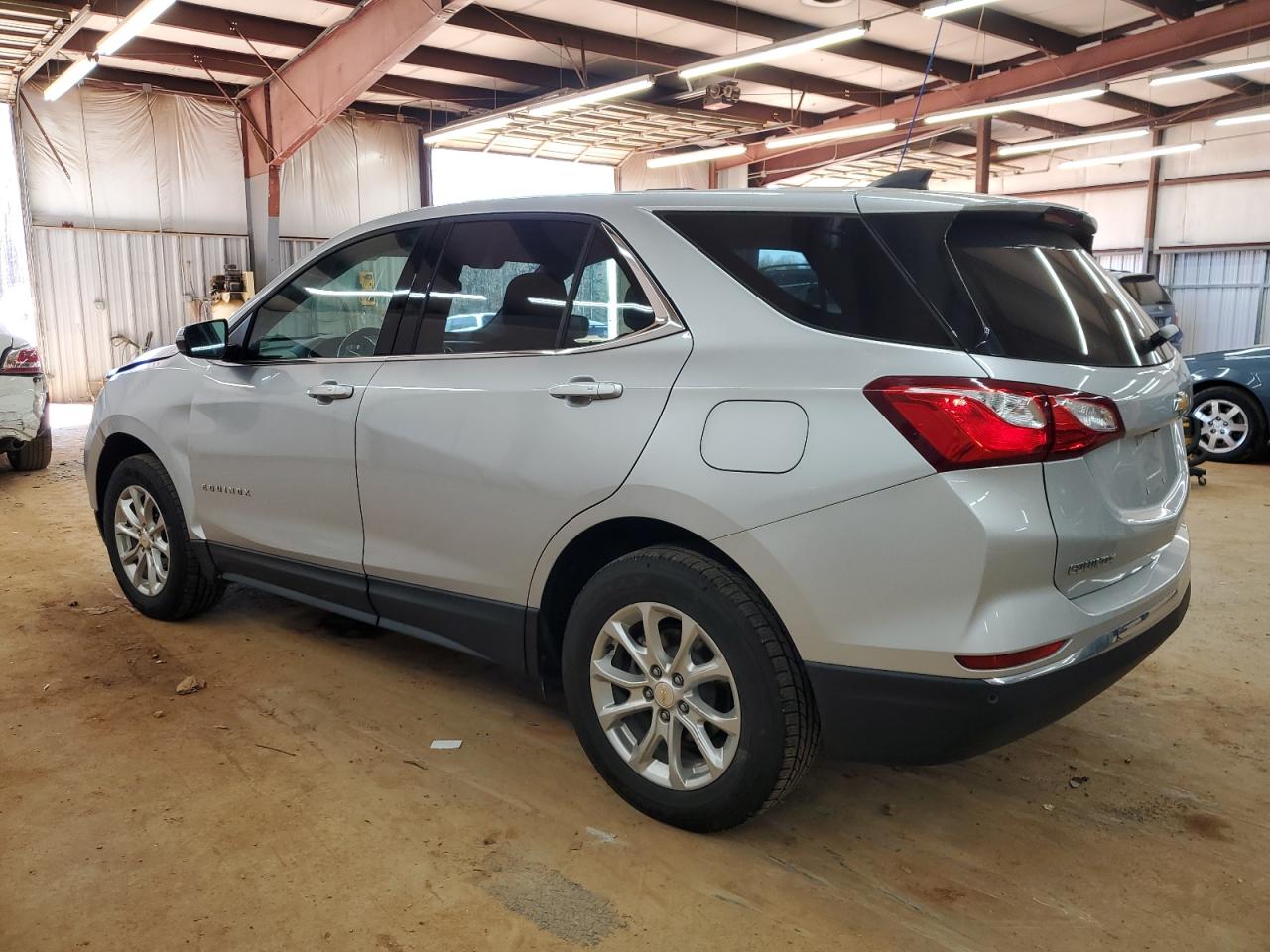 2019 Chevrolet Equinox VIN 2GNAXUEV0K6298059 Copart auction photo, front end damage thumbnail 2