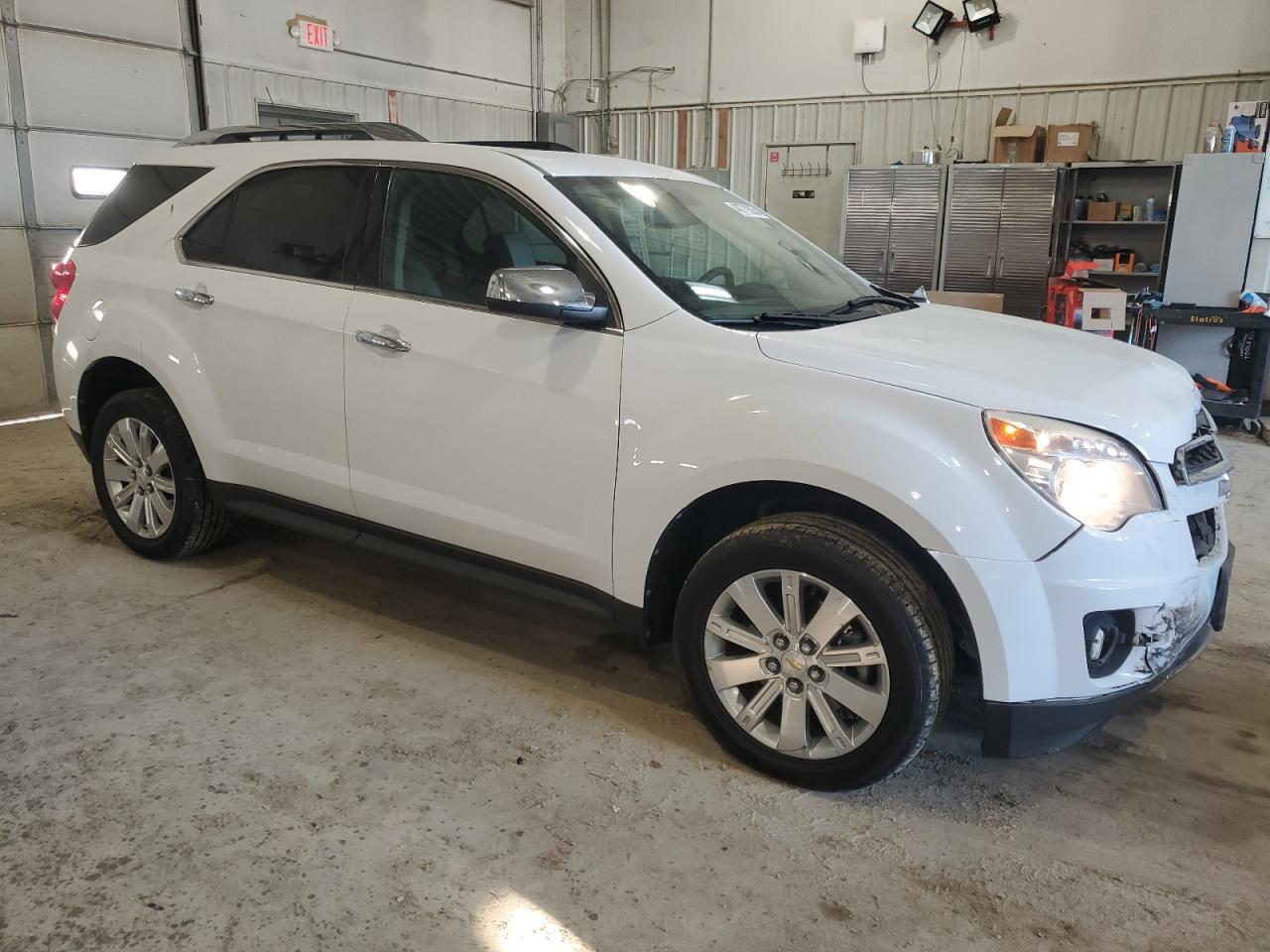 2010 Chevrolet Equinox VIN 2CNFLNEY1A6275183 Copart auction photo, front end / side damage thumbnail 4