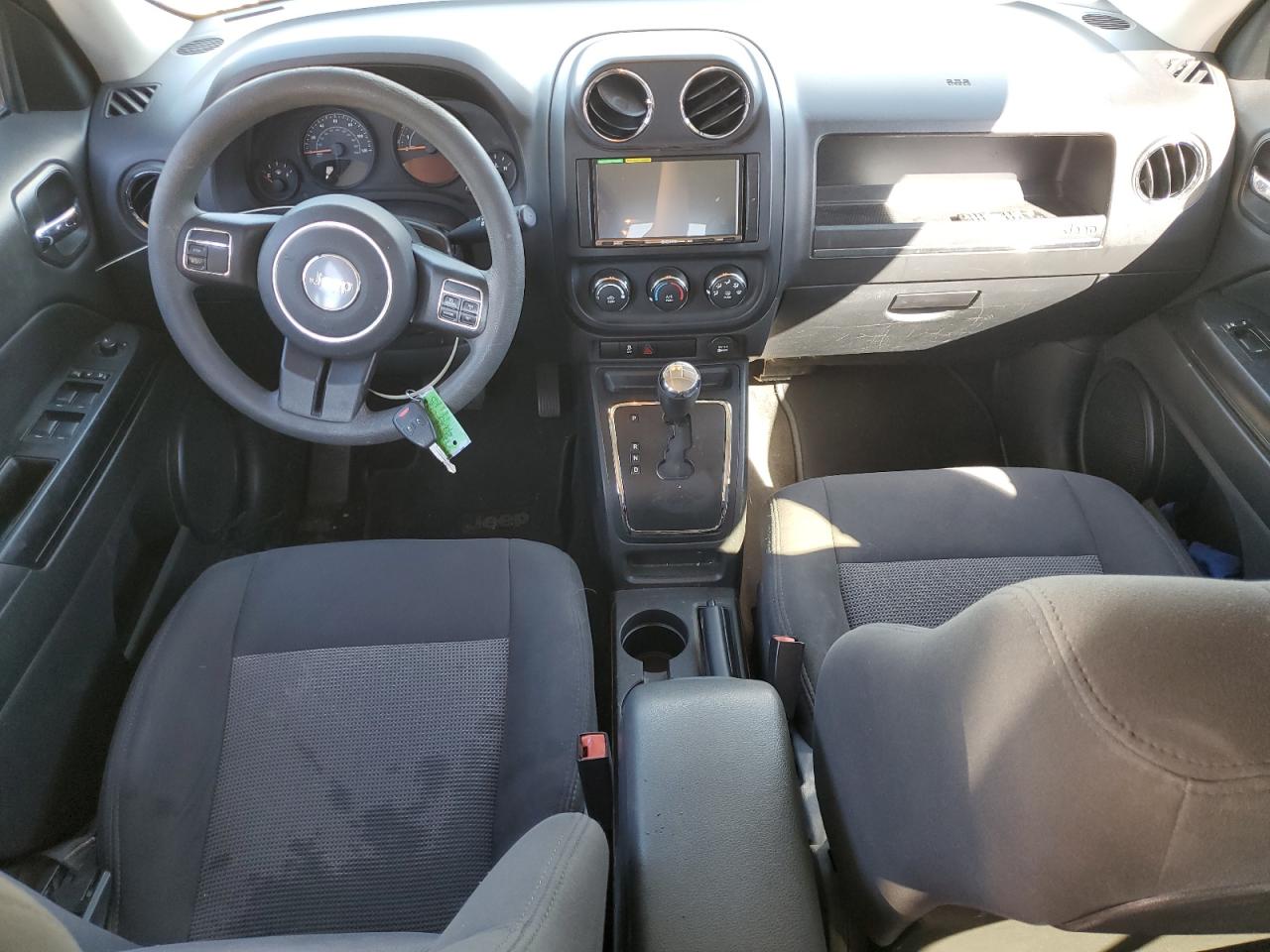 2015 Jeep Liberty (Patriot) VIN 1C4NJPBA5FD226229 Copart auction photo, side damage thumbnail 8