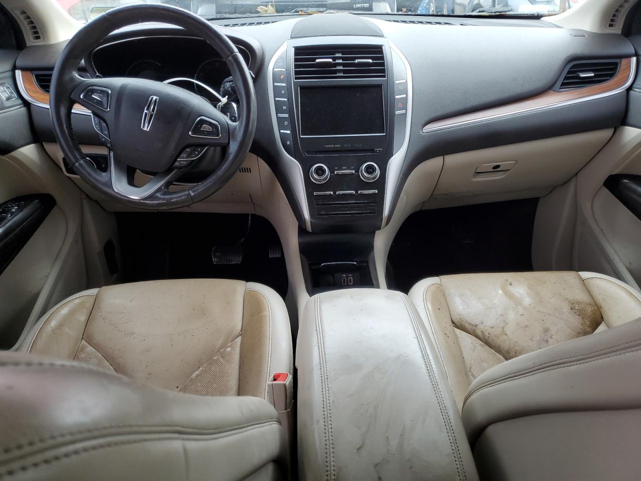 2019 Lincoln MKC VIN 5LMCJ2D94KUL07299 Copart auction photo, water/flood damage thumbnail 8