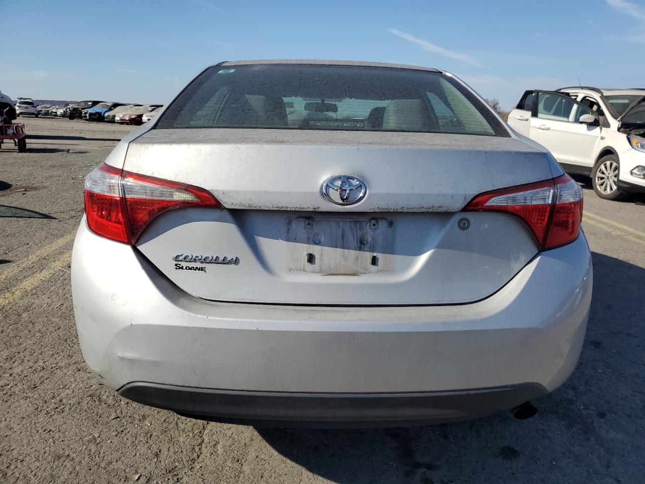 2015 Toyota Corolla VIN 2T1BURHE8FC295364 Copart auction photo, front end / rear end damage thumbnail 6