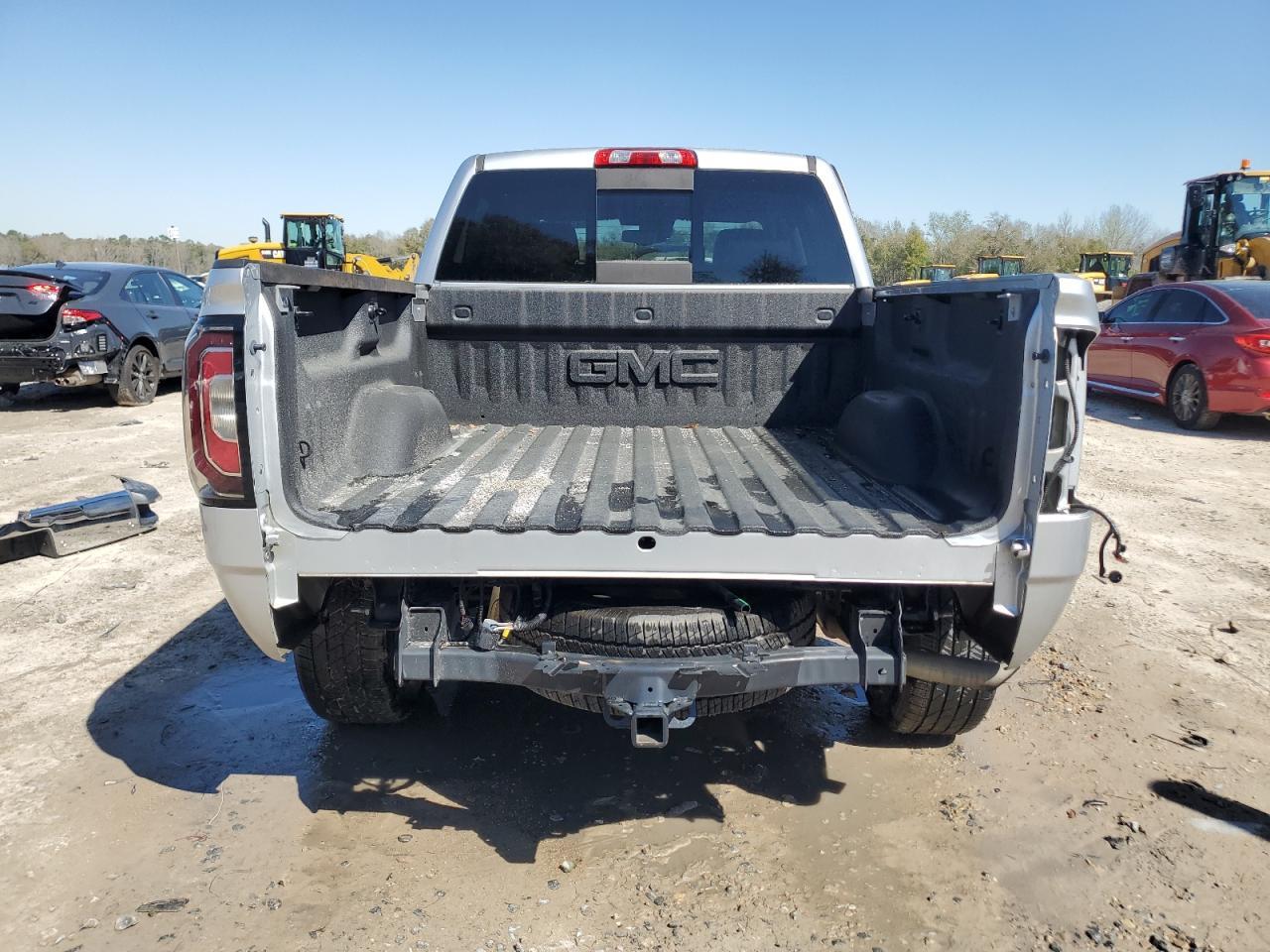 2018 GMC Sierra VIN 3GTU2NEC5JG559388 Copart auction photo, side / rear end damage thumbnail 6