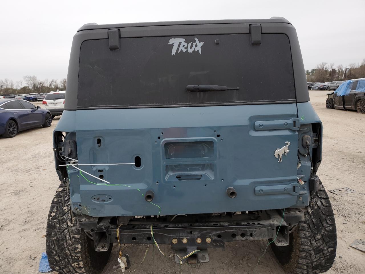 2022 Ford Bronco VIN 1FMDE5BH1NLB59971 Copart auction photo, rear end / minor dent/scratches damage thumbnail 6