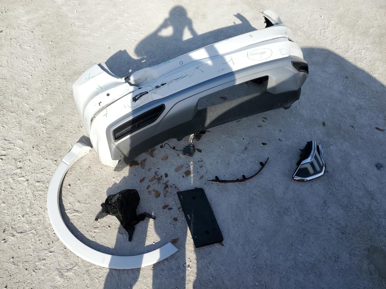 2019 Audi Q3 VIN WA1AECF30K1086720 Copart auction photo, rear end damage thumbnail 13