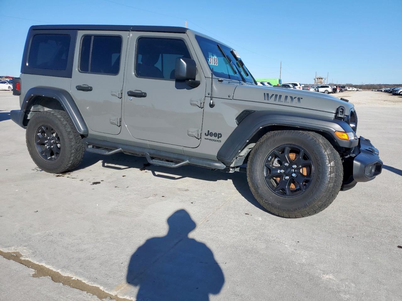 2021 Jeep Wrangler VIN 1C4HJXDG4MW699376 Copart auction photo, front end damage thumbnail 4