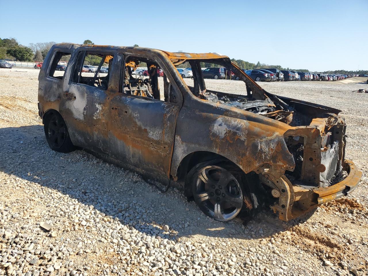 2015 Honda Pilot VIN 5FNYF3H56FB021450 Copart auction photo, burn damage thumbnail 4