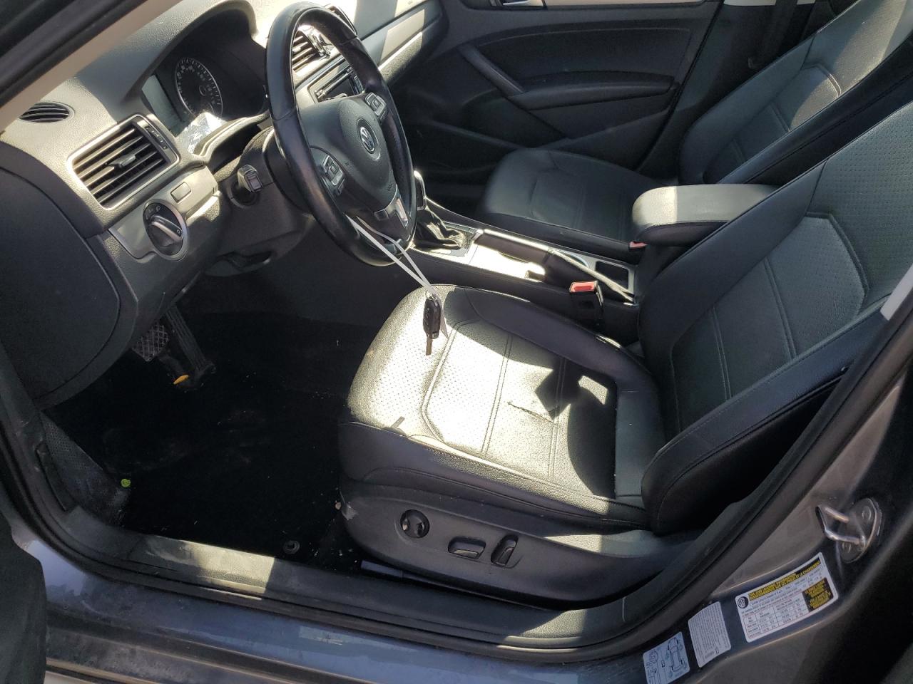2015 Volkswagen Passat VIN 1VWBT7A30FC023834 Copart auction photo, front end damage thumbnail 7