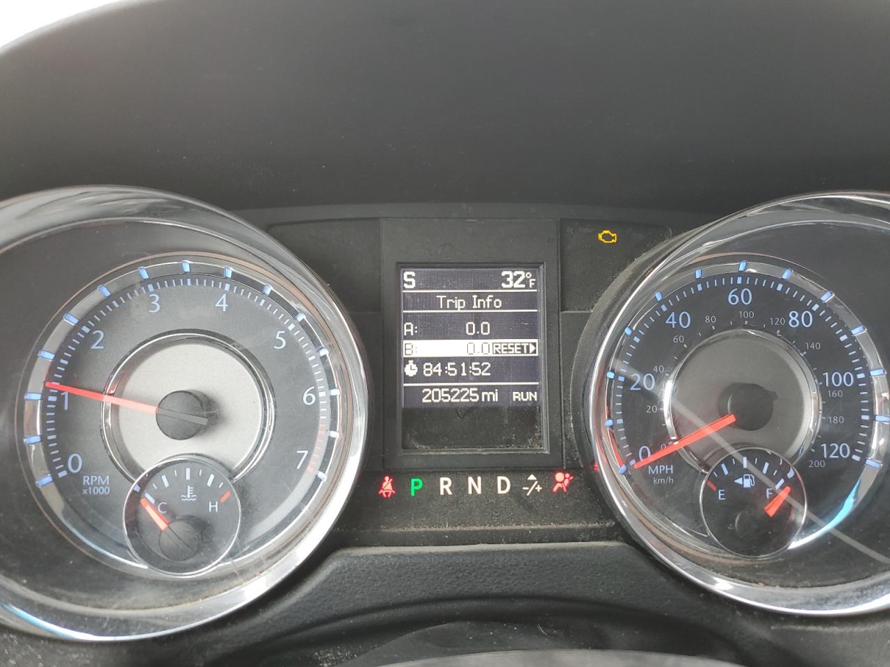 2013 Chrysler Town & Country VIN 2C4RC1BG2DR706834 Copart auction photo, front end / side damage thumbnail 9