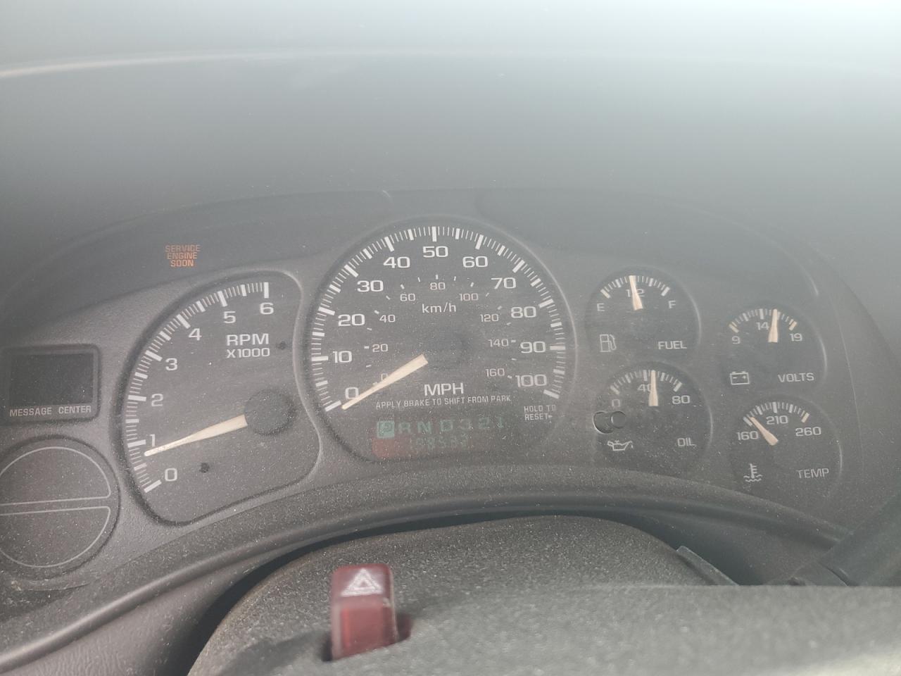 2002 GMC Sierra VIN 1GTEC19V22E206525 Copart auction photo, front end damage thumbnail 9
