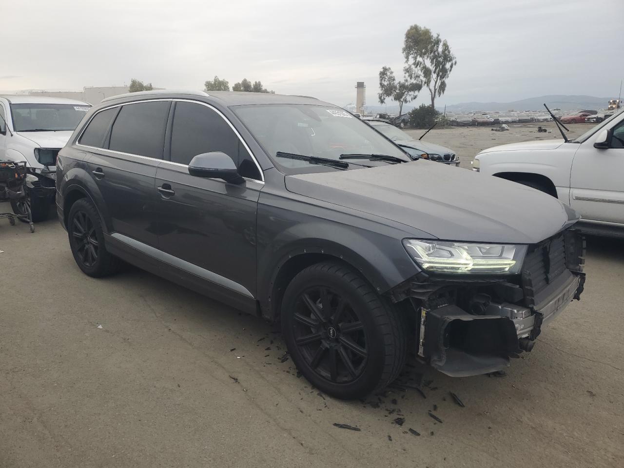 2018 Audi Q7 VIN WA1LAAF79JD045981 Copart auction photo, front end damage thumbnail 4