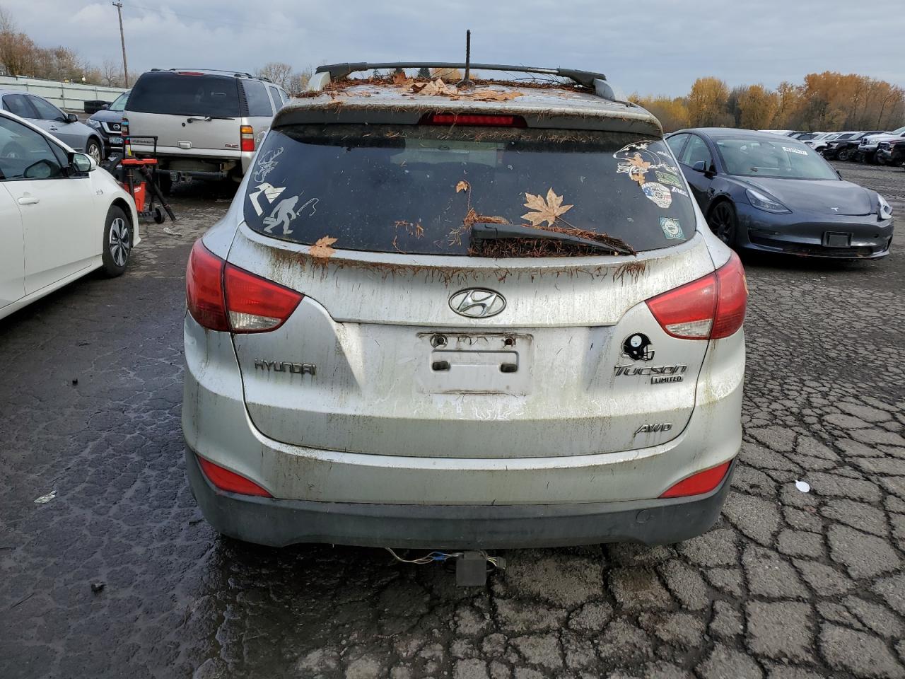 2012 Hyundai Tucson VIN KM8JUCAC5CU525695 Copart auction photo, water/flood / mechanical damage thumbnail 6