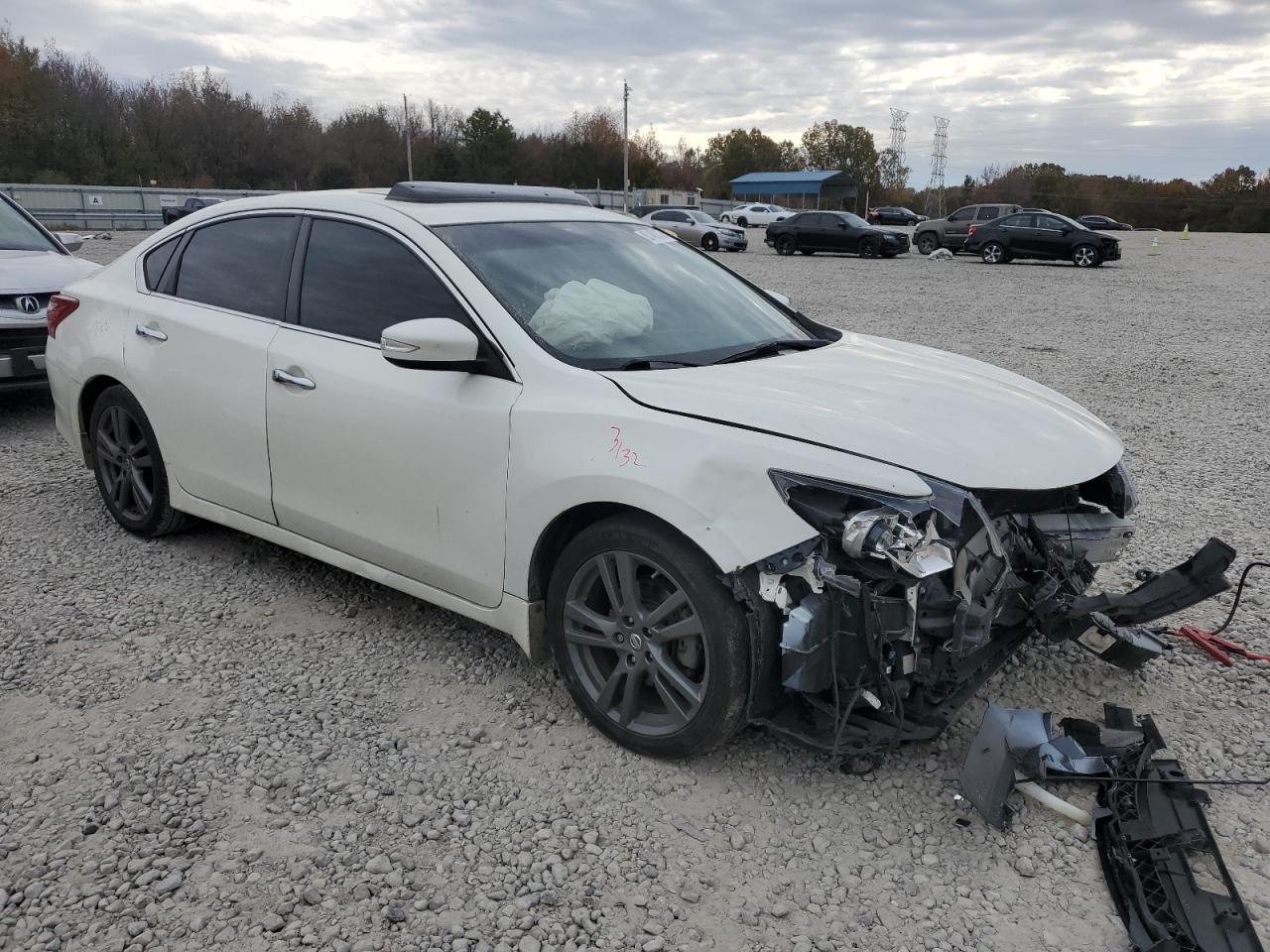 2018 Nissan Altima VIN 1N4BL3AP7JC140534 Copart auction photo, front end damage thumbnail 4